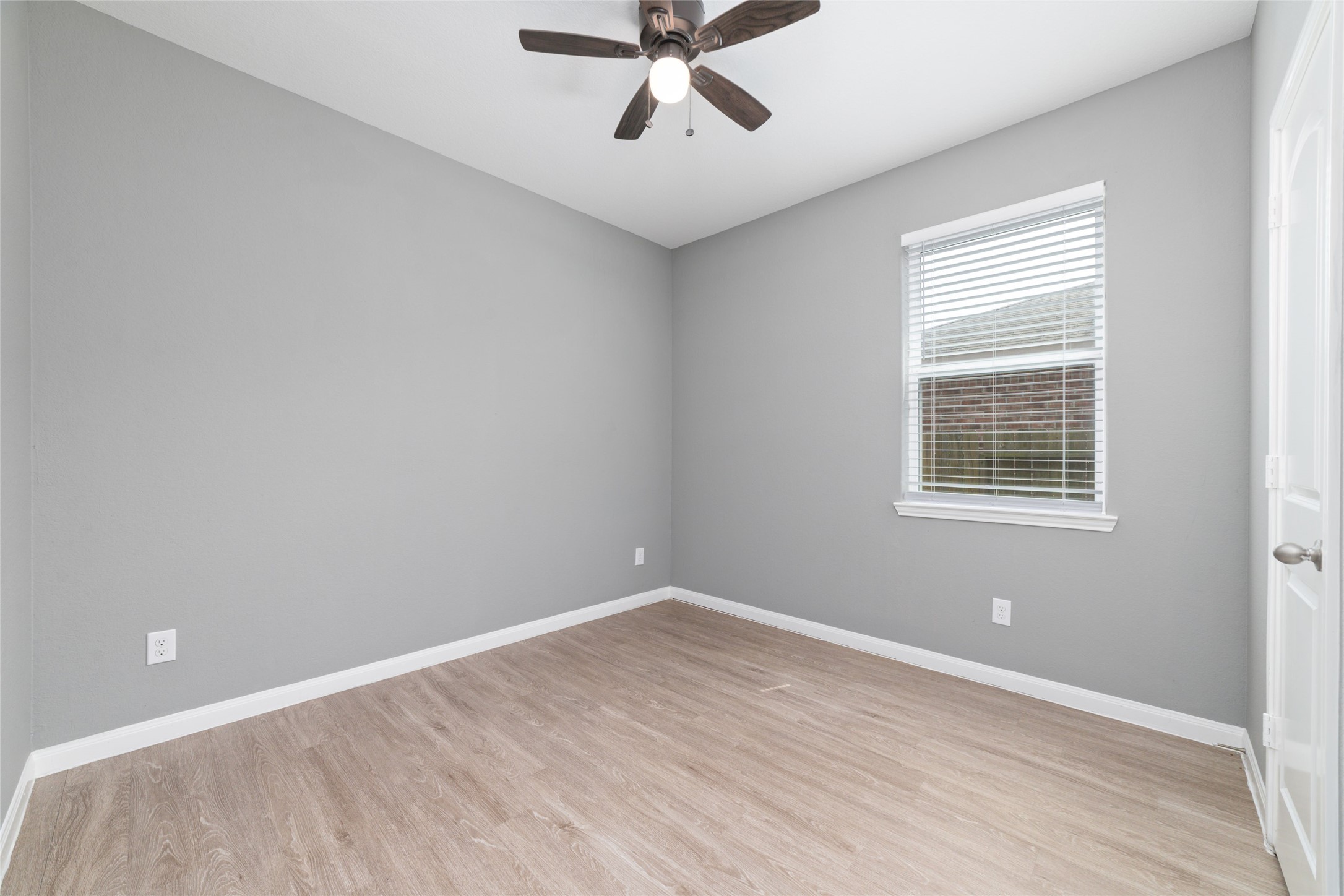 1077 Mule Ridge Drive, Katy, TX 77493