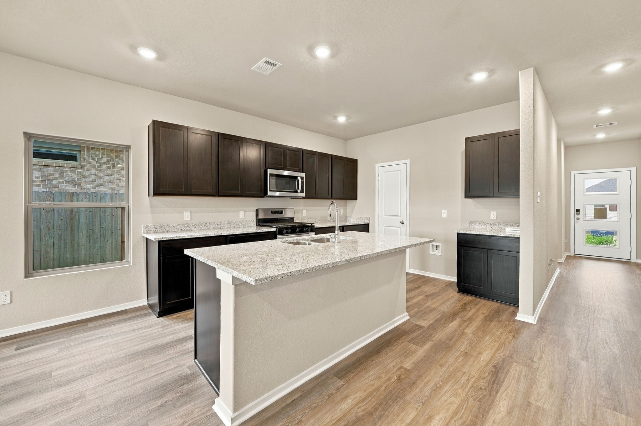 19055 Cetara Villa Drive, Hockley, TX 77447