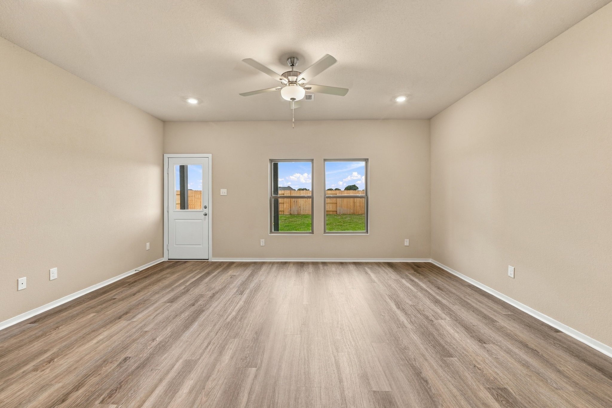 19055 Cetara Villa Drive, Hockley, TX 77447