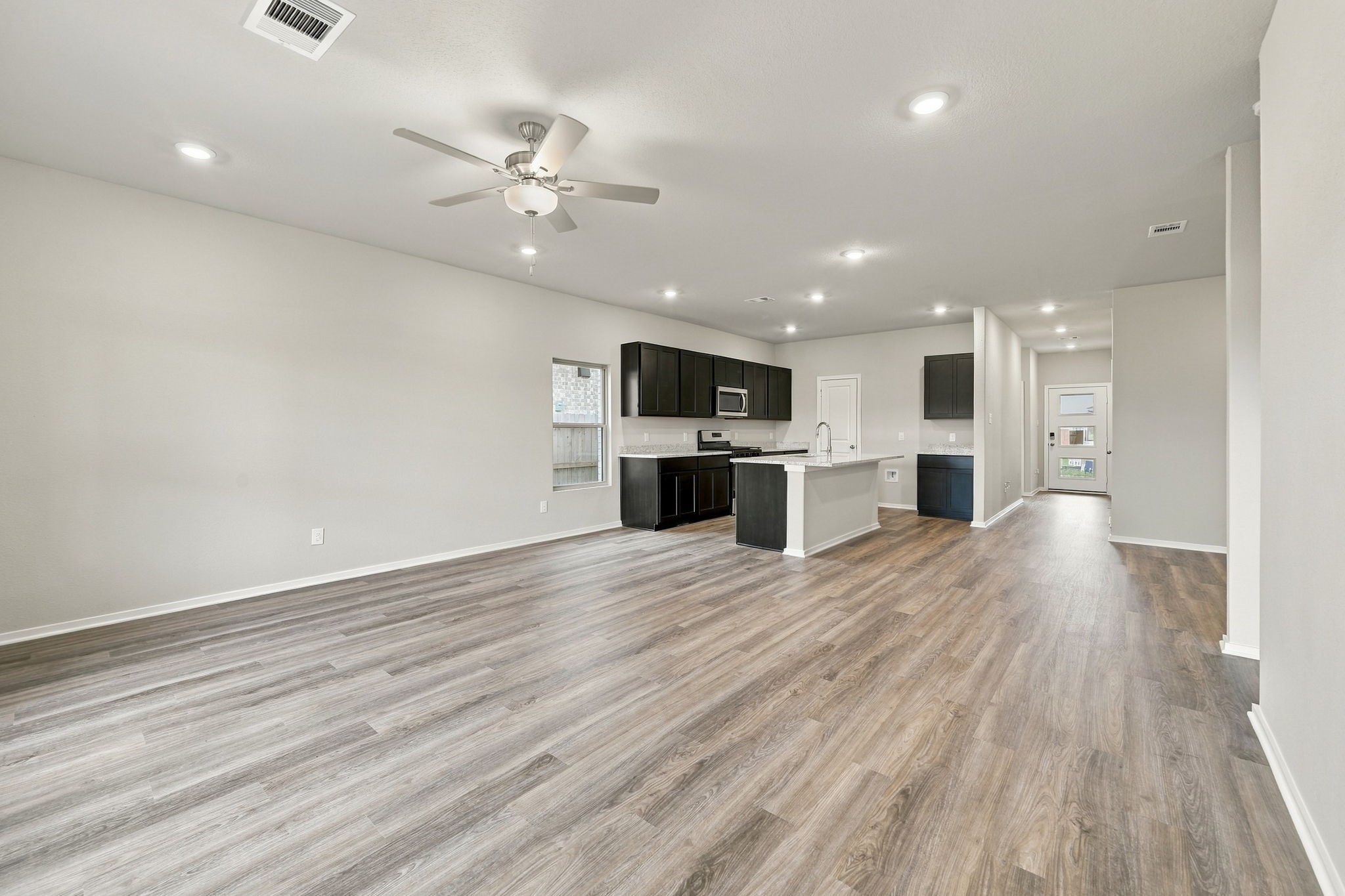 19055 Cetara Villa Drive, Hockley, TX 77447