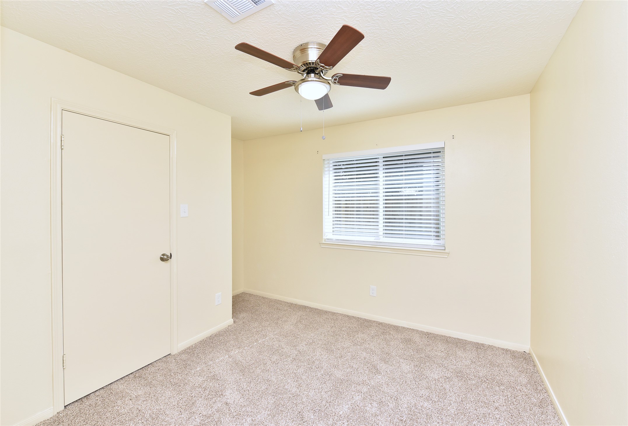 222 Savannah Moss Drive, Richmond, TX 77469