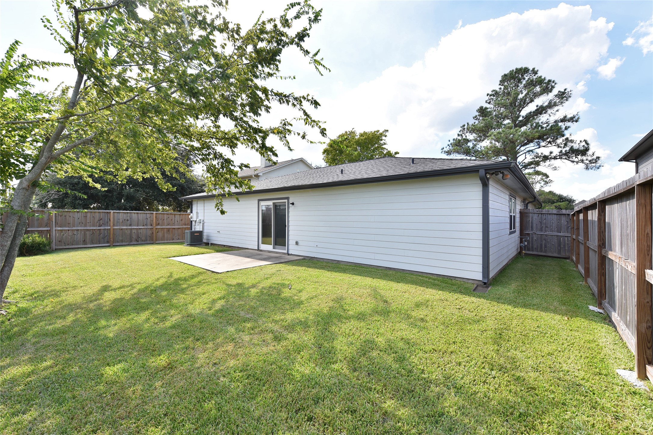 222 Savannah Moss Drive, Richmond, TX 77469