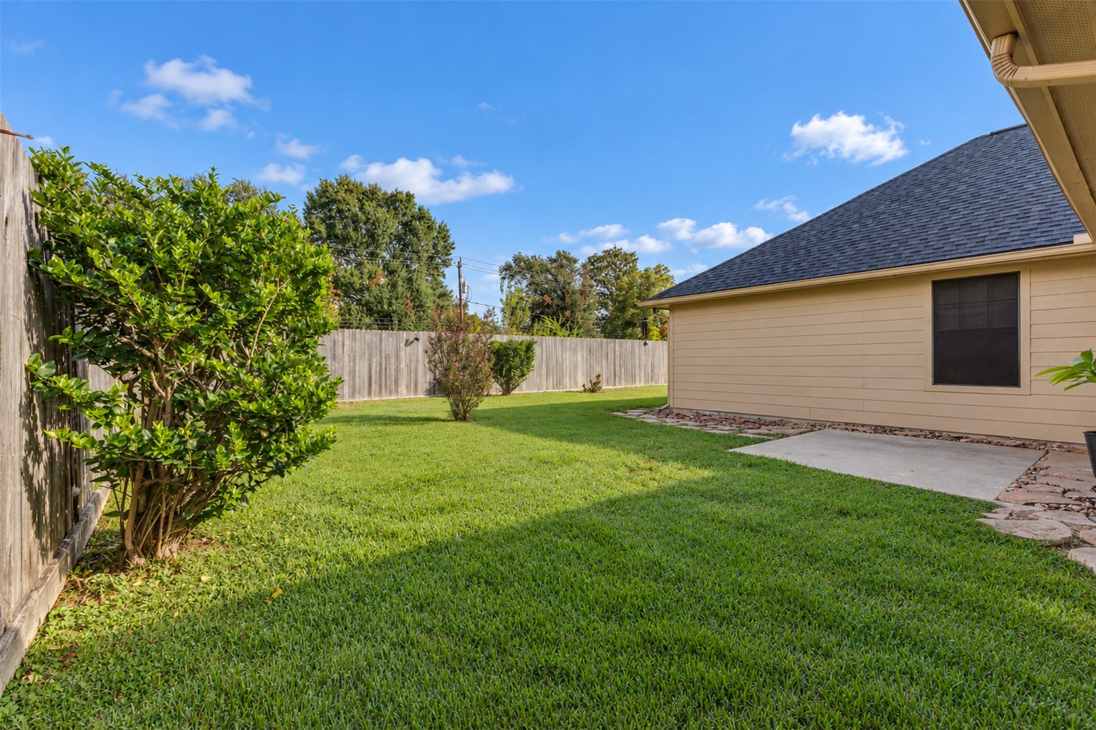 905 Wisdom Drive, Deer Park, TX 77536
