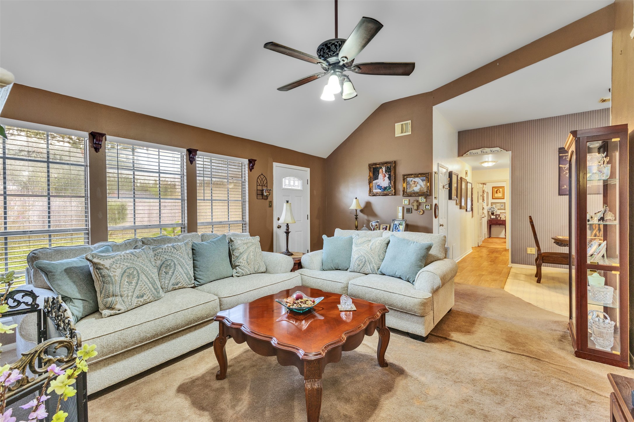 905 Wisdom Drive, Deer Park, TX 77536