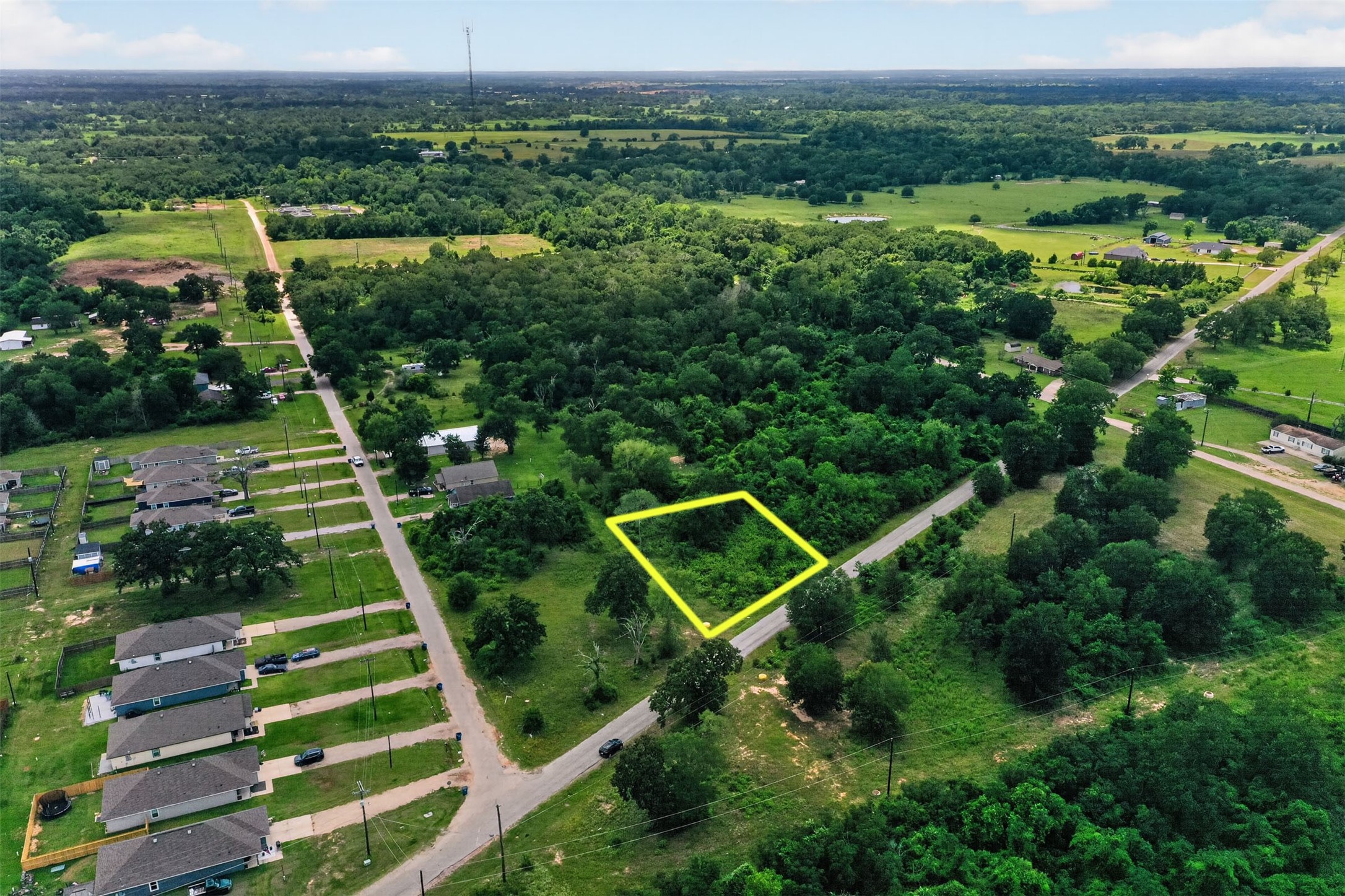 24th and Peebles Street, Hempstead, TX 77445