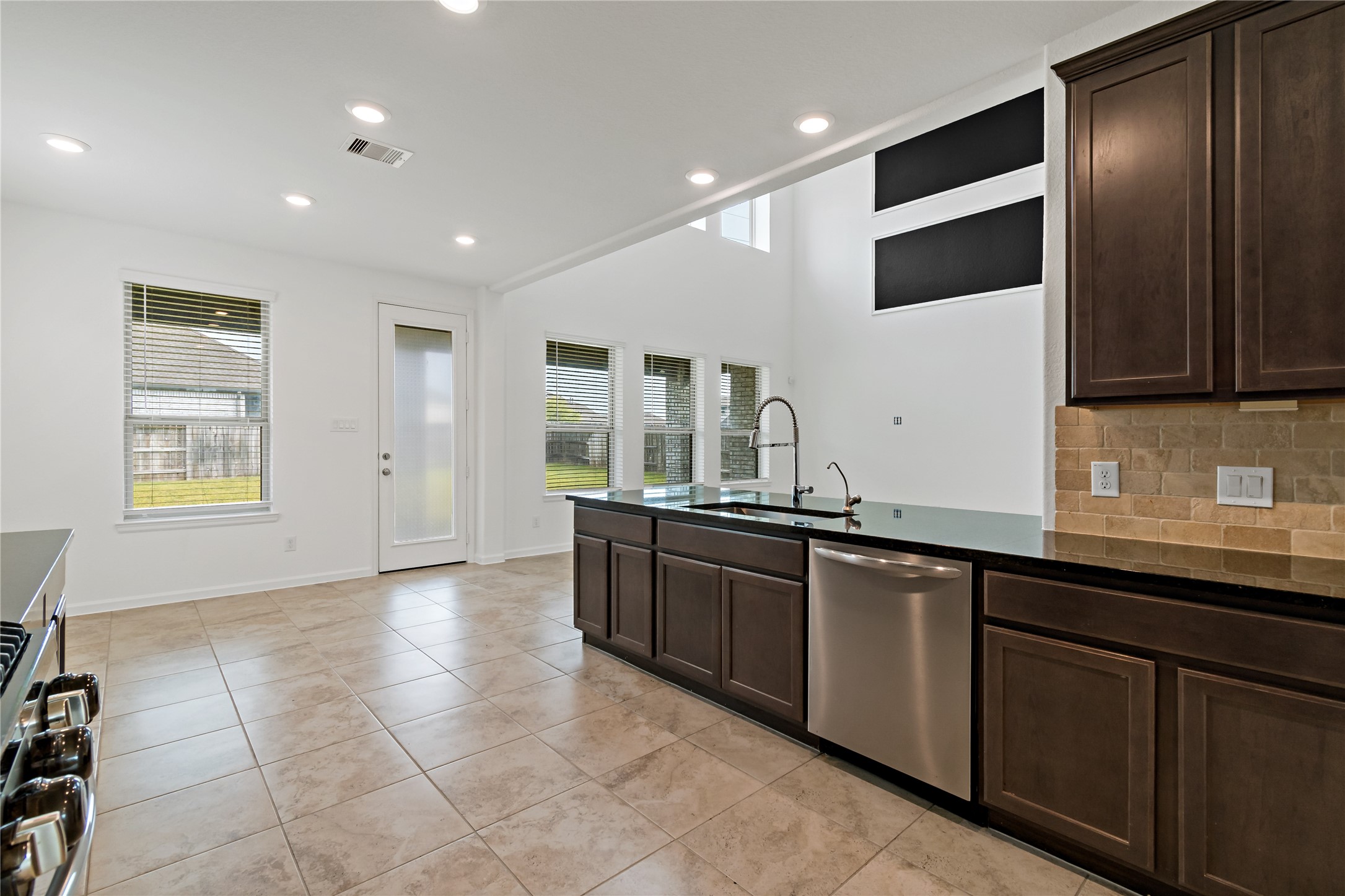 14010 Hartford Heights Way, Rosharon, TX 77583