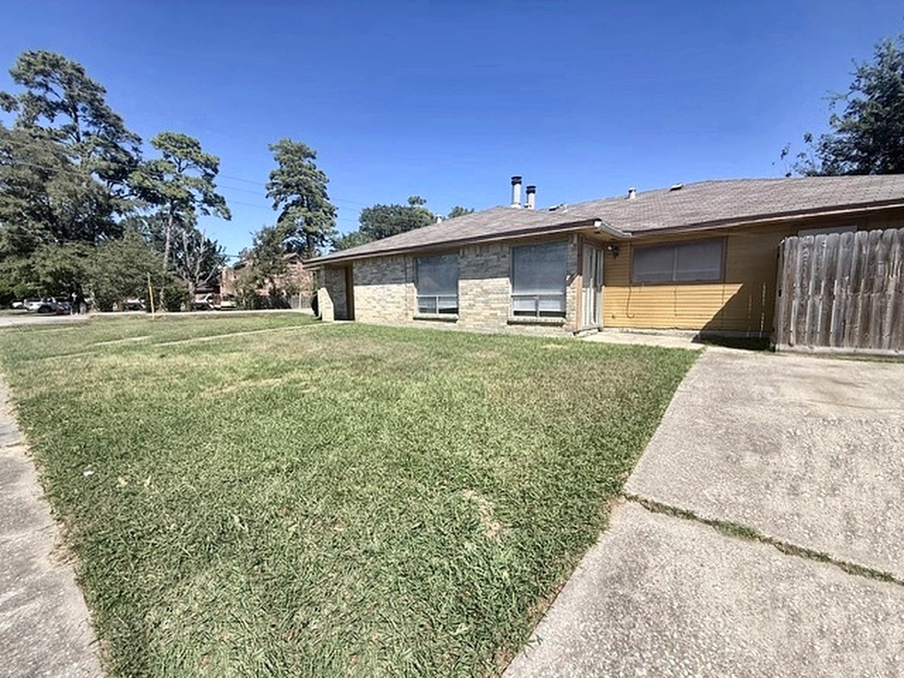 3102 Hirschfield Road, Spring, TX 77373