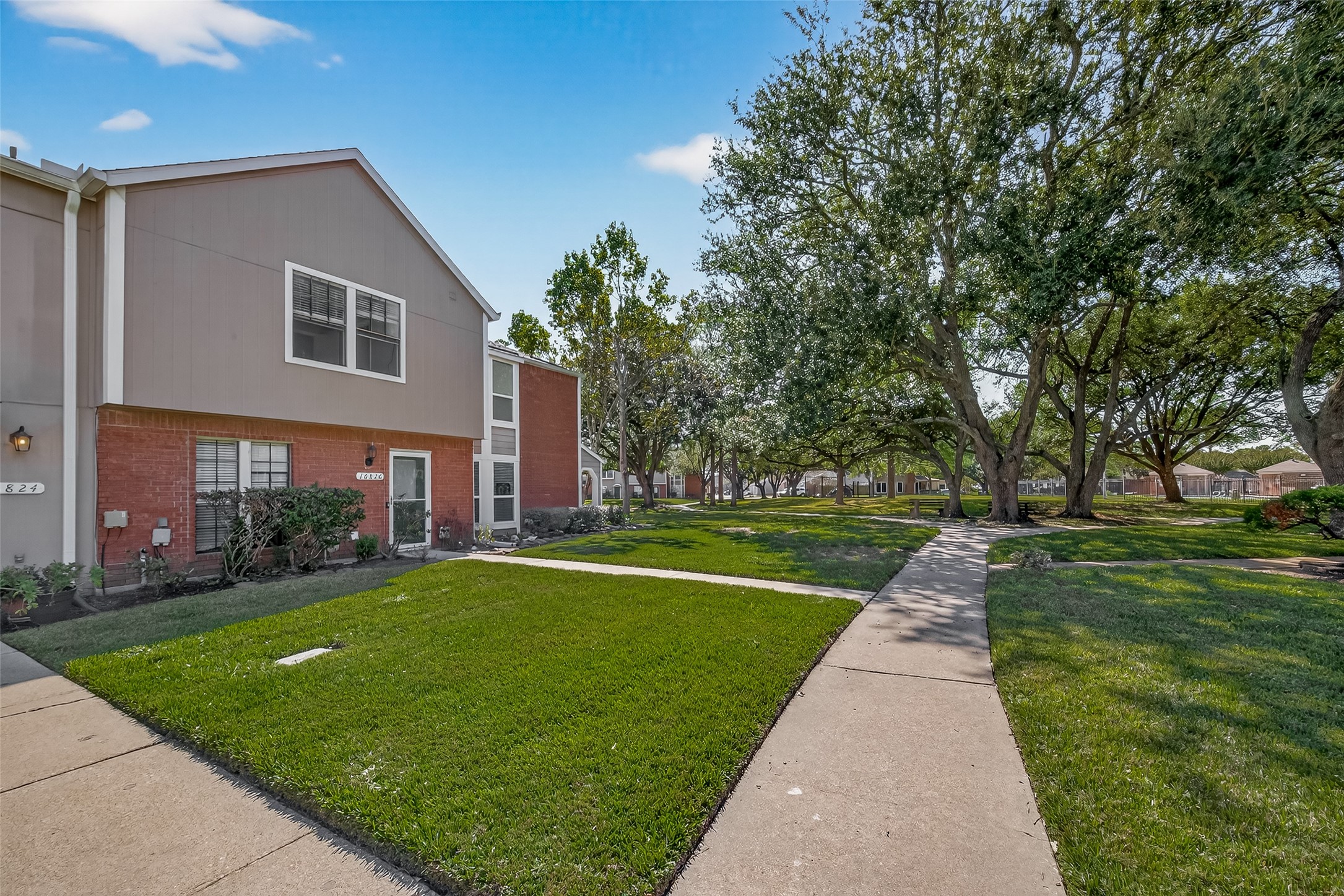 16826 Holly Trail Drive, Houston, TX 77058