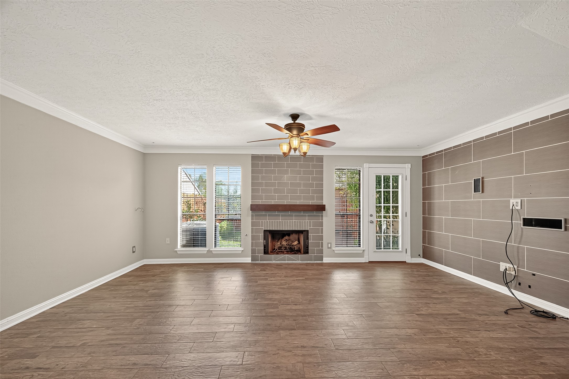 16826 Holly Trail Drive, Houston, TX 77058