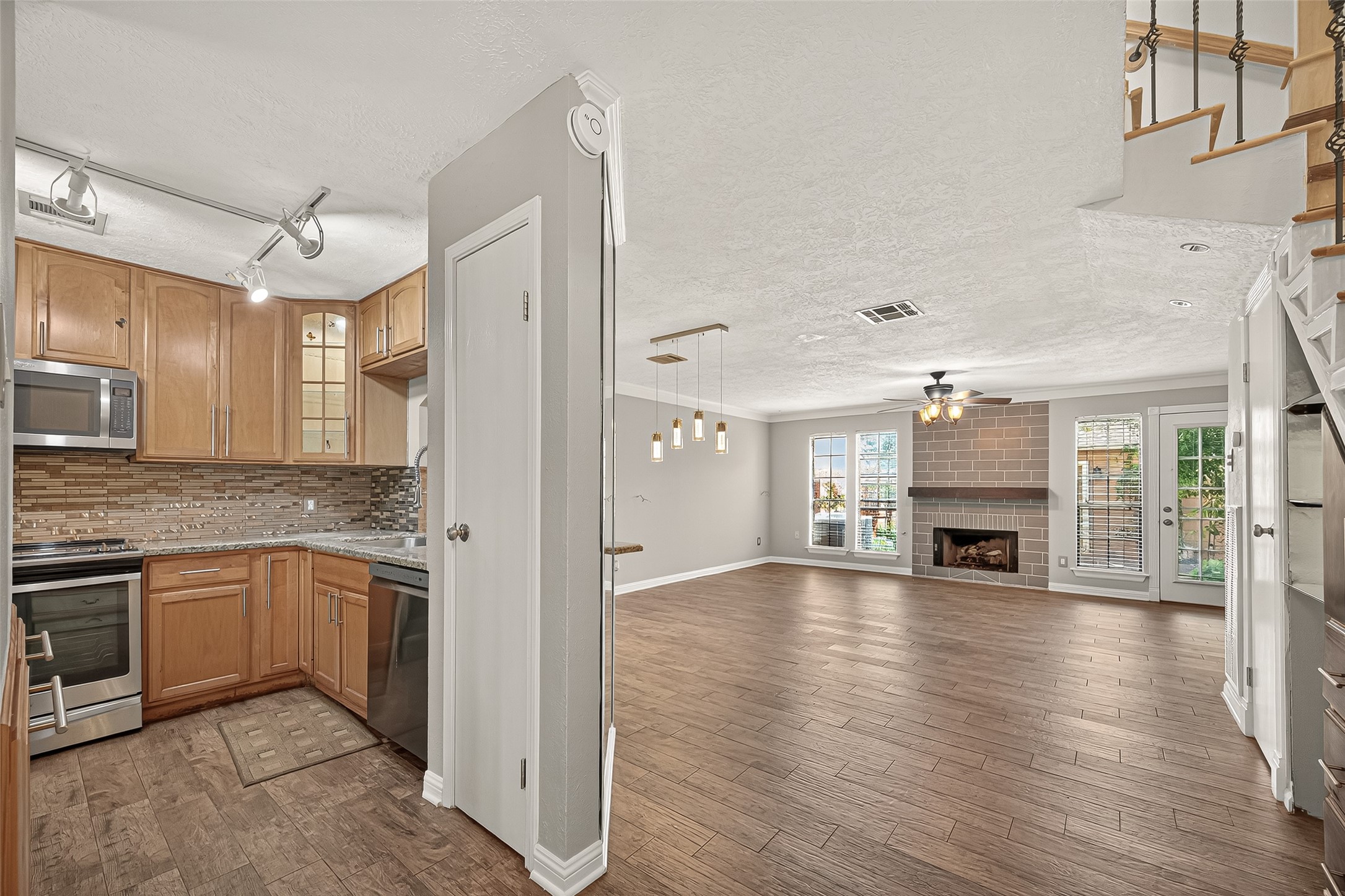 16826 Holly Trail Drive, Houston, TX 77058