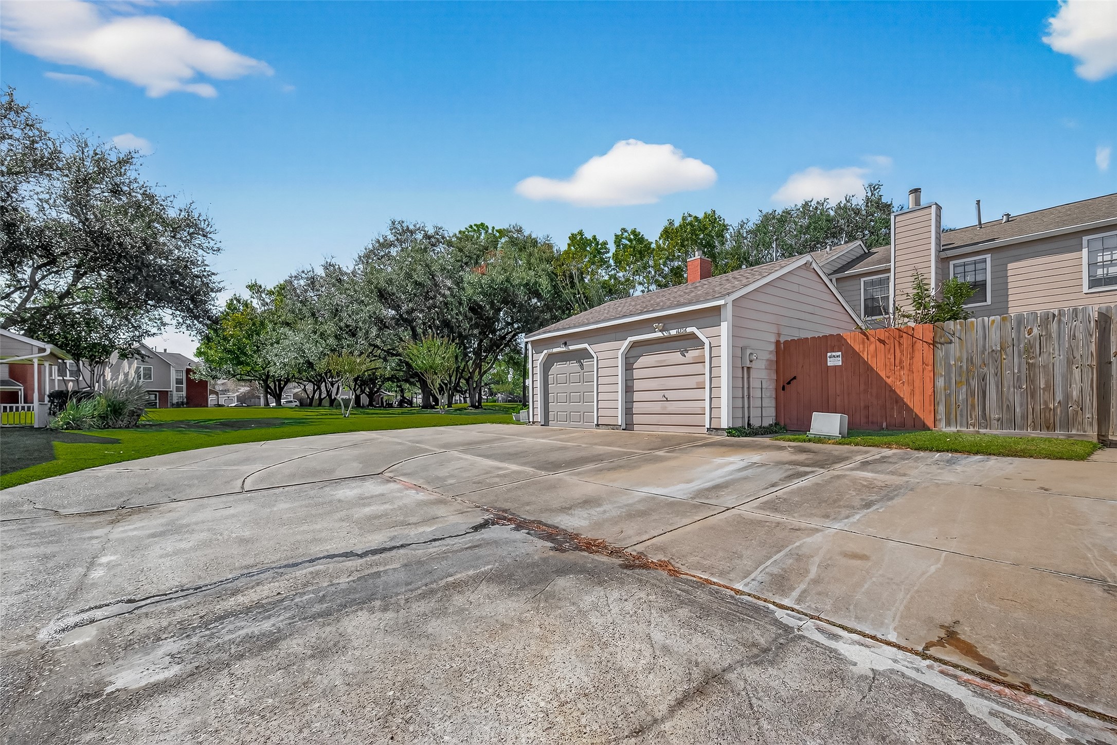 16826 Holly Trail Drive, Houston, TX 77058