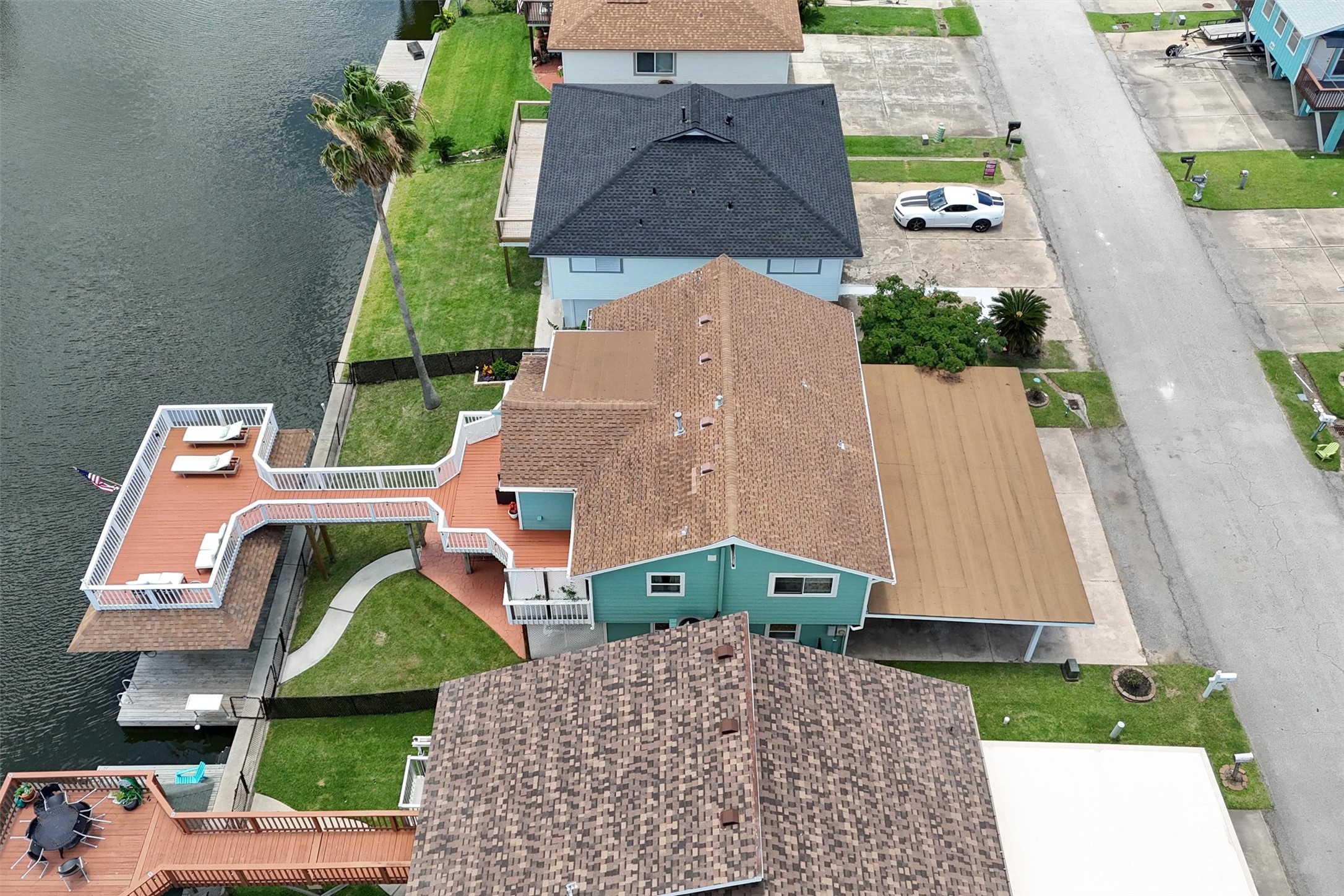 1078 Redfish Street, Bayou Vista, TX 77563