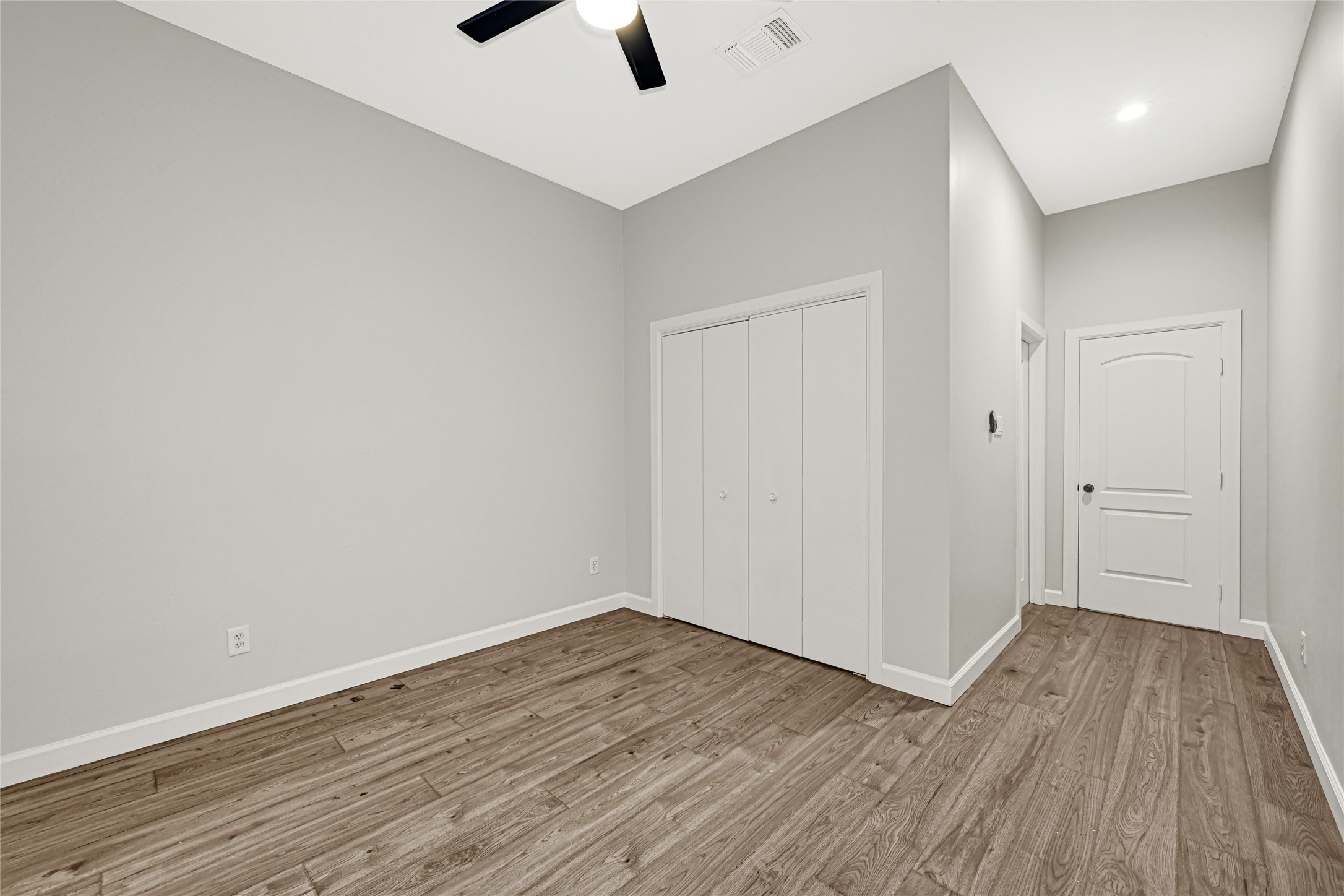 5920 Fairdale Lane, #6, Houston, TX 77057