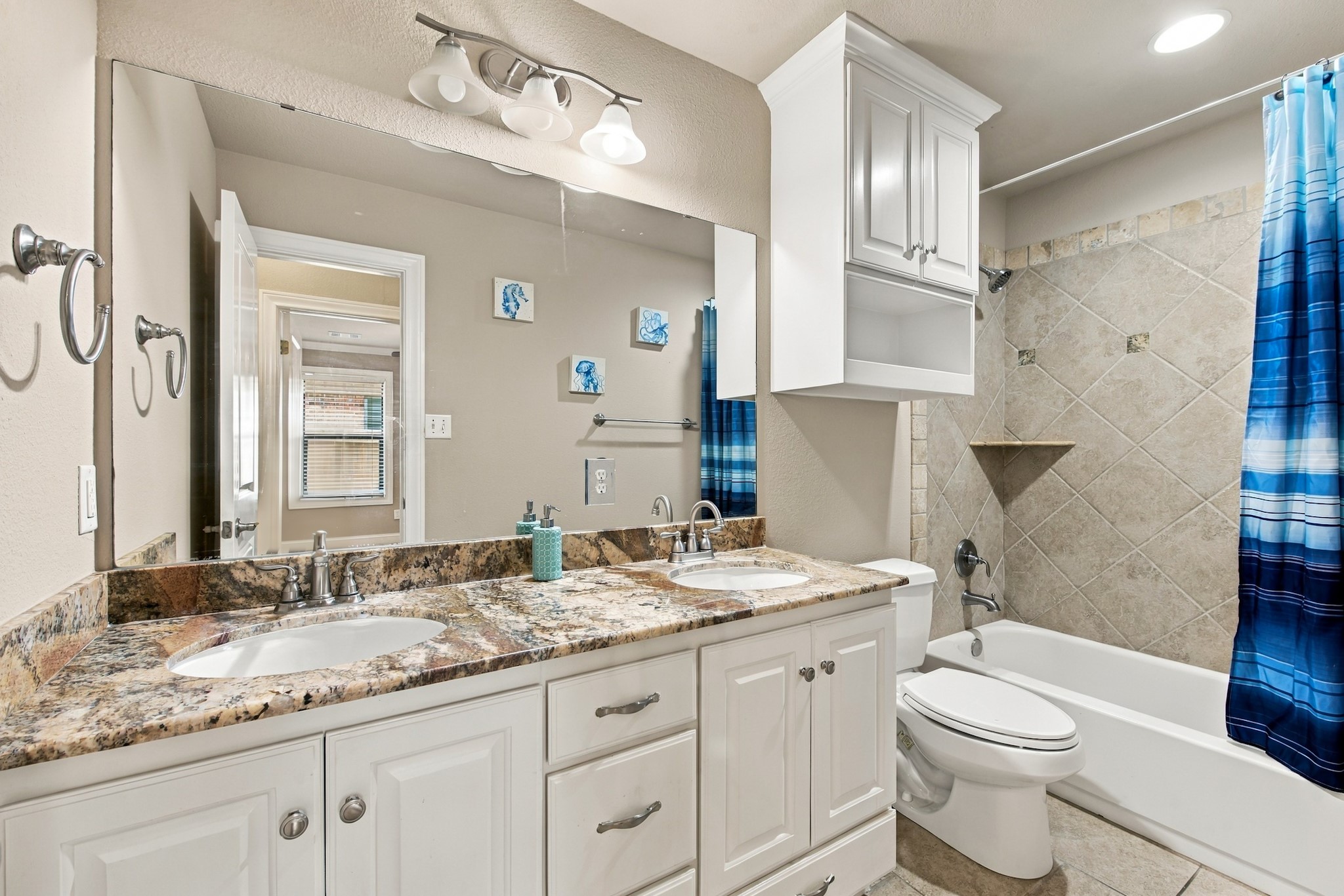 4267 Hollow Stone Drive, College Station, TX 77845