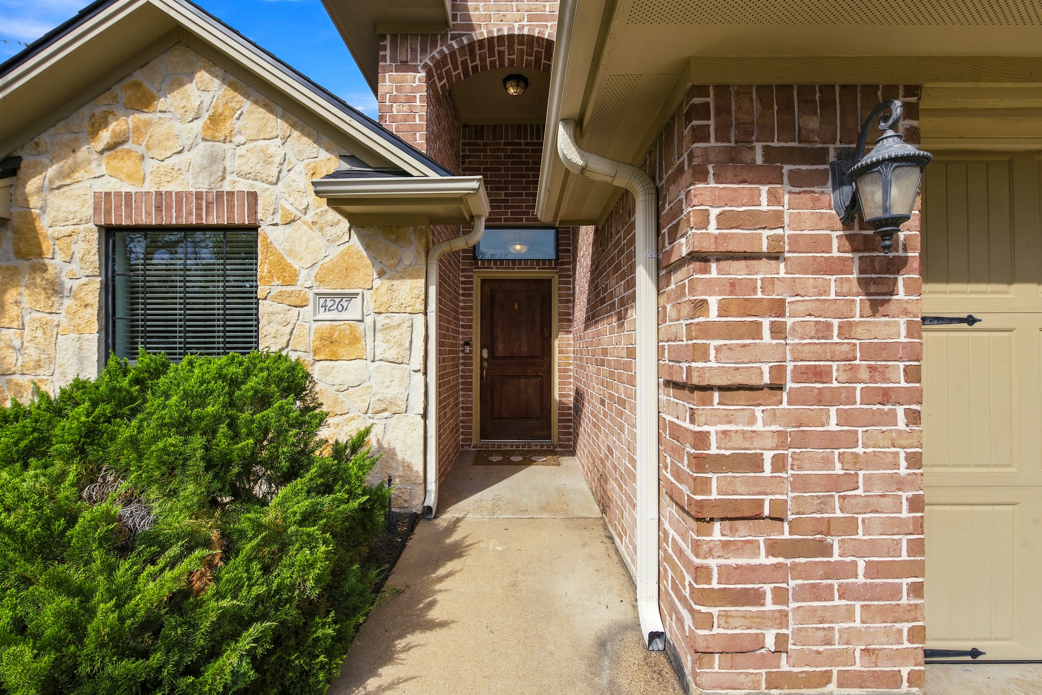 4267 Hollow Stone Drive, College Station, TX 77845