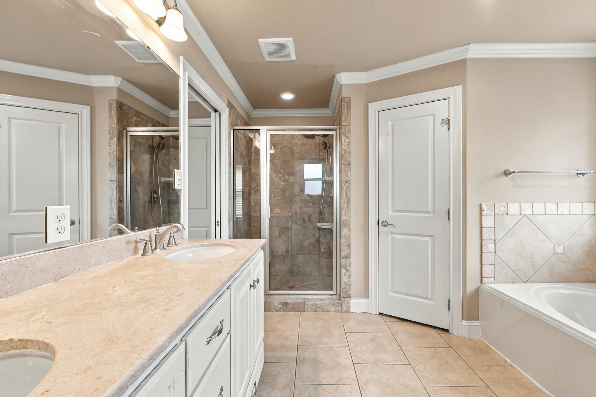 4267 Hollow Stone Drive, College Station, TX 77845