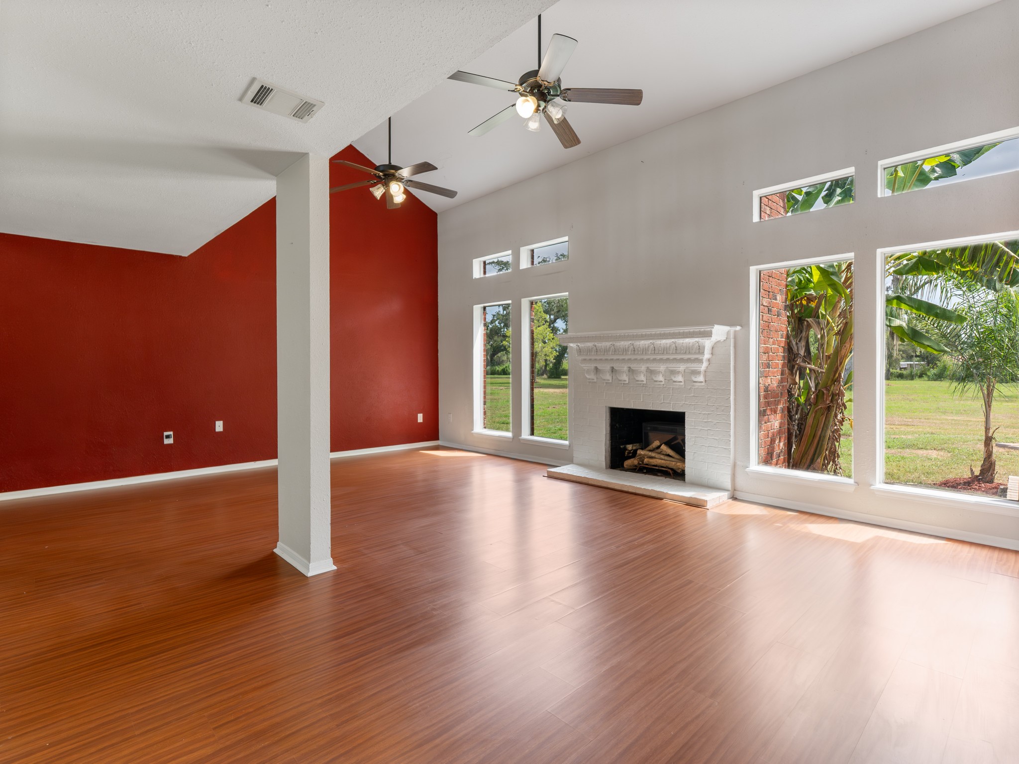 open living with Cathedral cieling