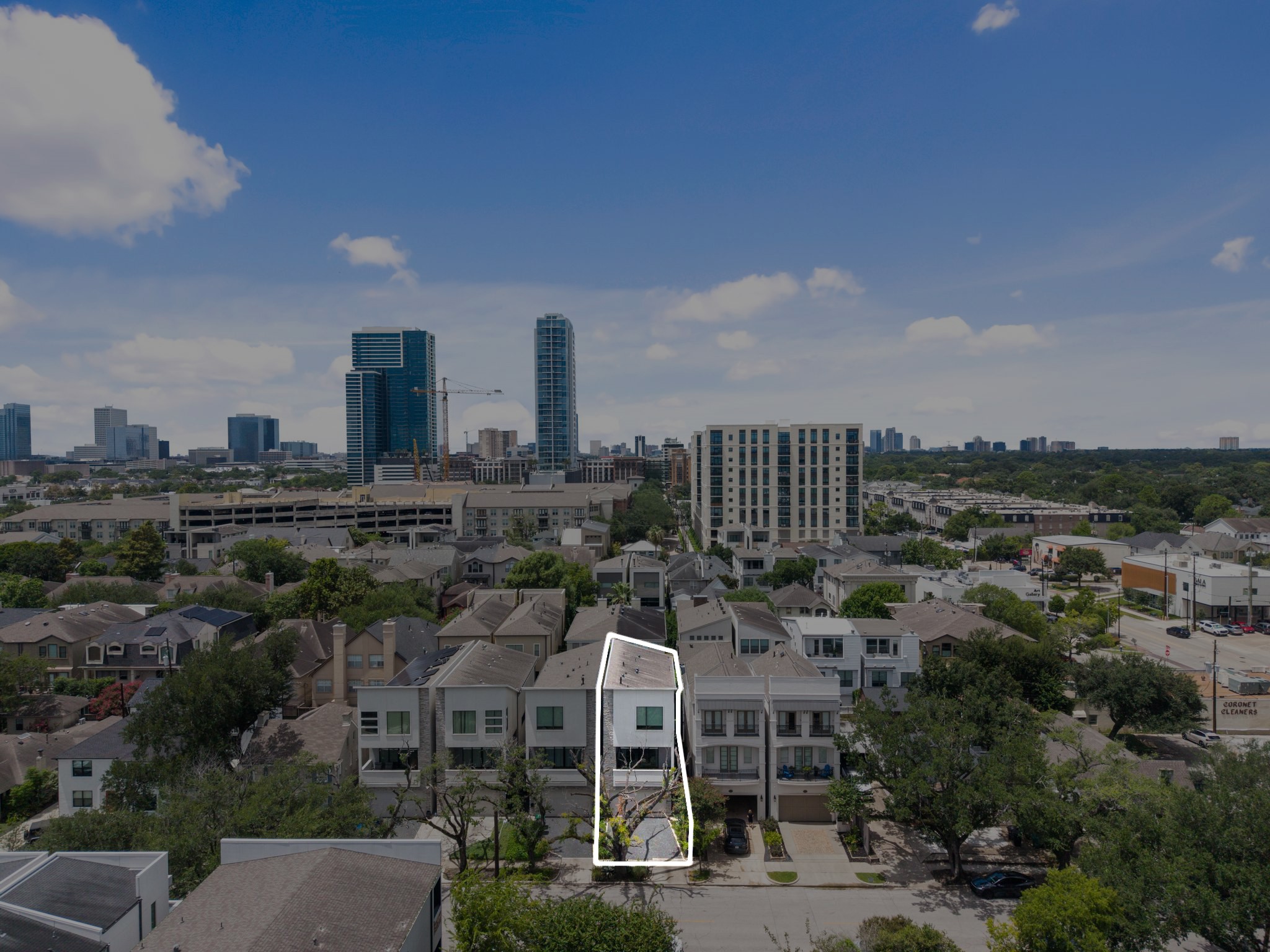Elevated aerial perspective captures the residential setting along Greenbriar and the homes central Upper Kirby location with convenient access to River Oaks, the Galleria, Greenway Plaza, and major Houston destinations.