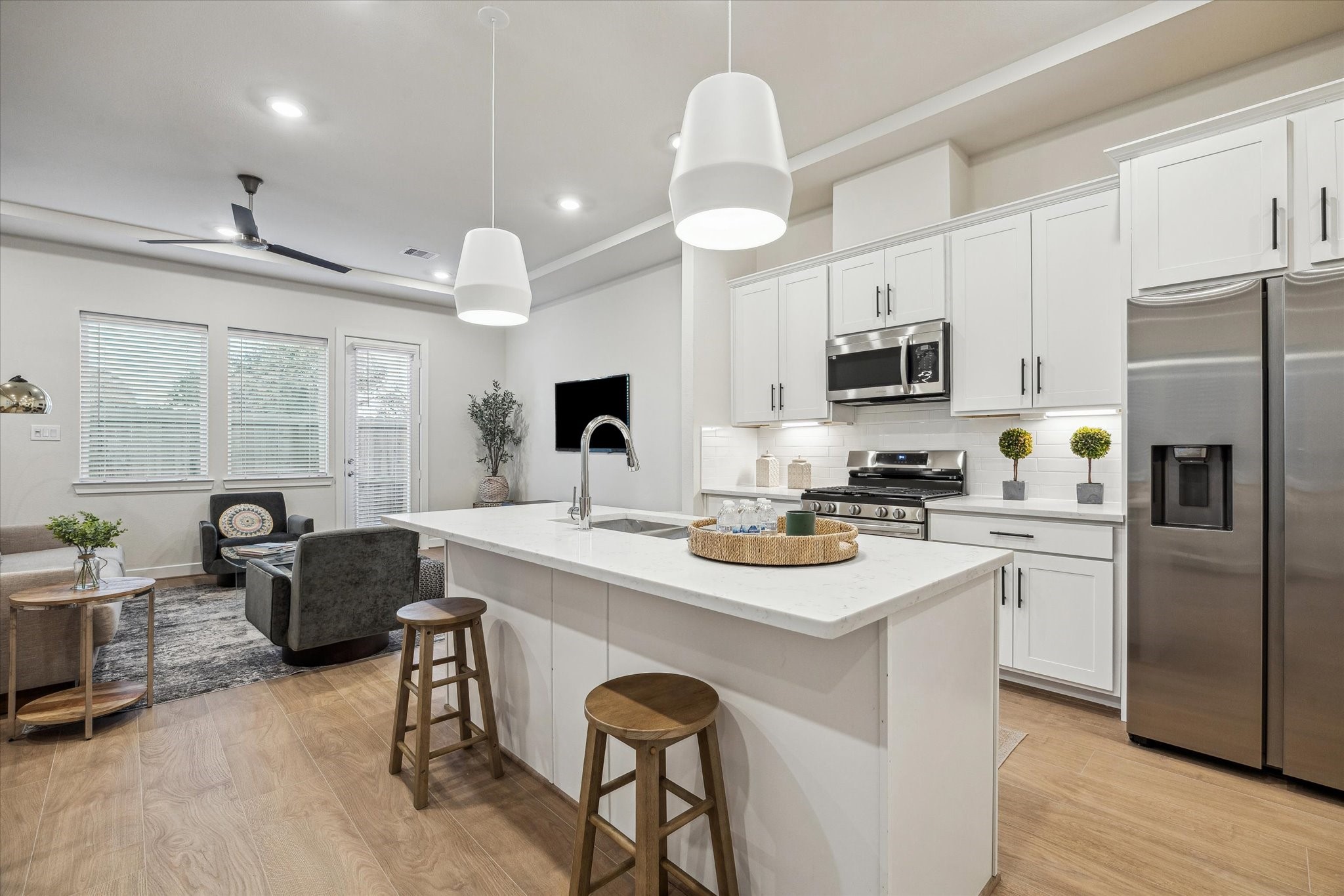 Representative photo showing community model home interior. Layout and selections may vary. Representative photo showing community model home interior. Layout and selections may vary.