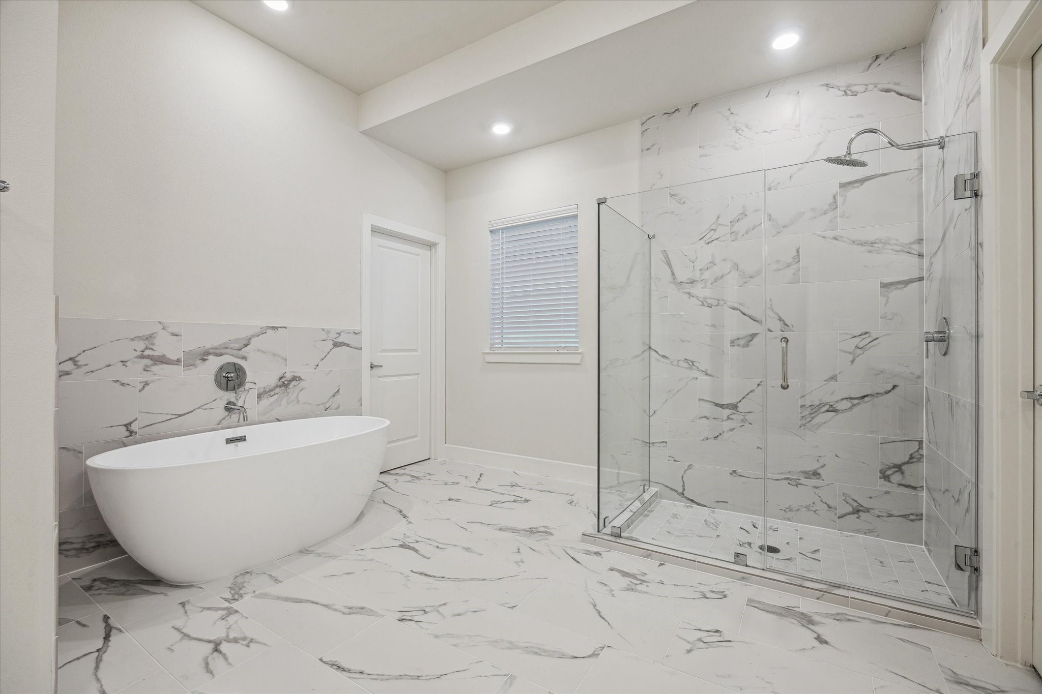 Representative photo showing community model home interior. Layout and selections may vary. Representative photo showing community model home interior. Layout and selections may vary.