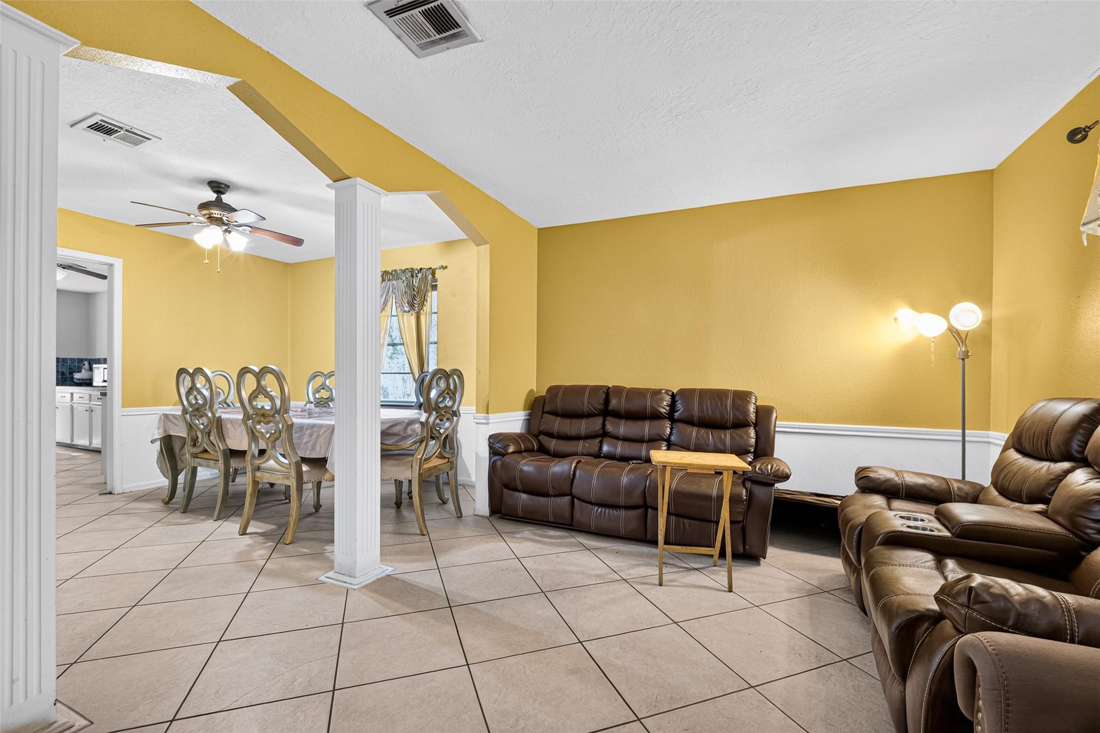 16211 Brinkwood Drive, Houston, TX 77090