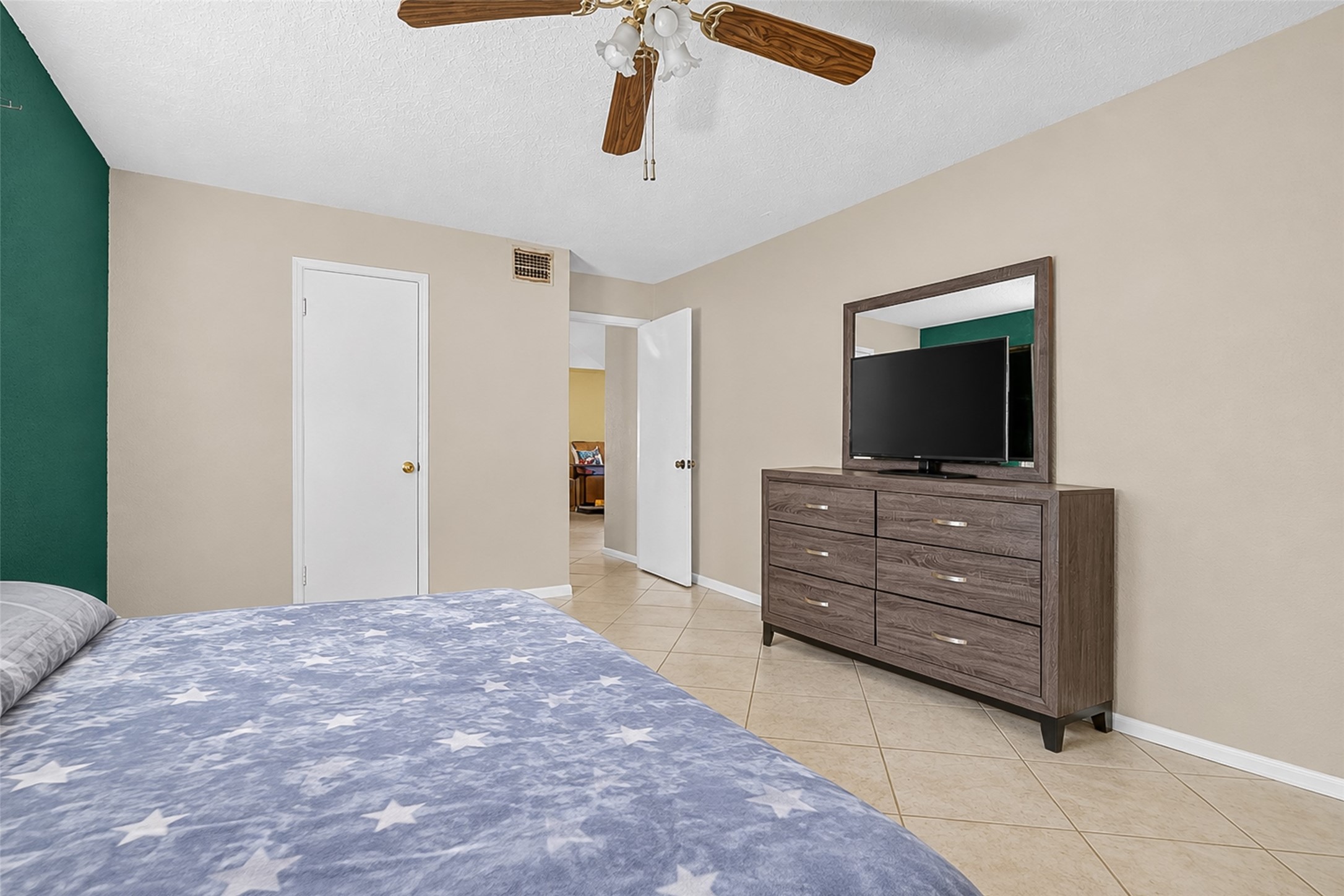 16211 Brinkwood Drive, Houston, TX 77090
