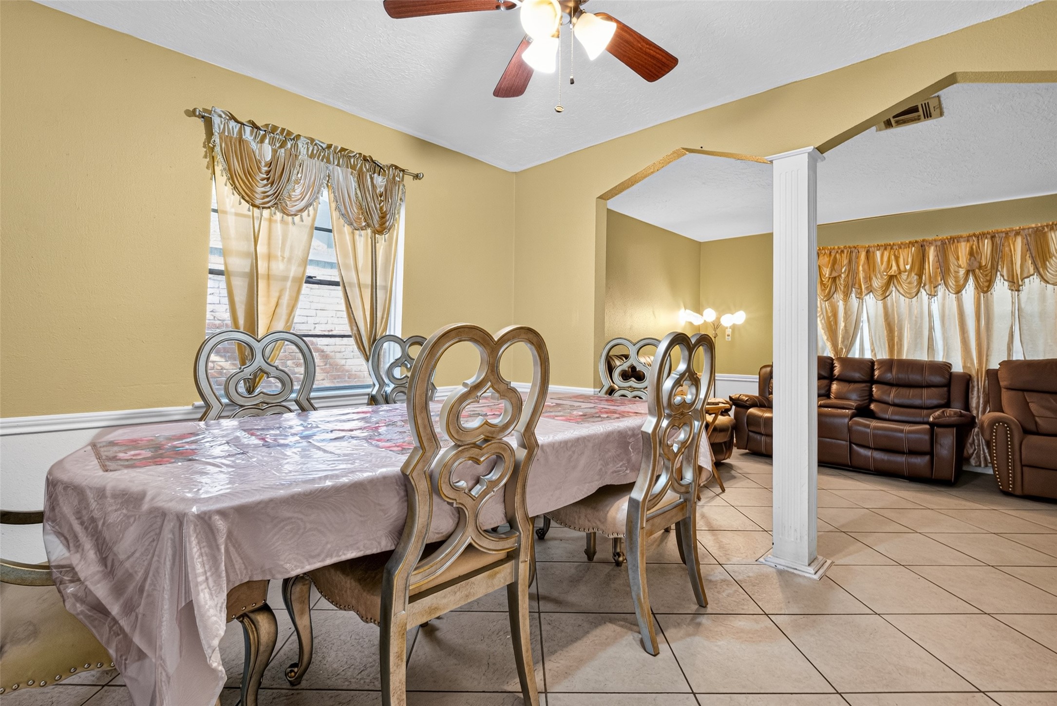 16211 Brinkwood Drive, Houston, TX 77090