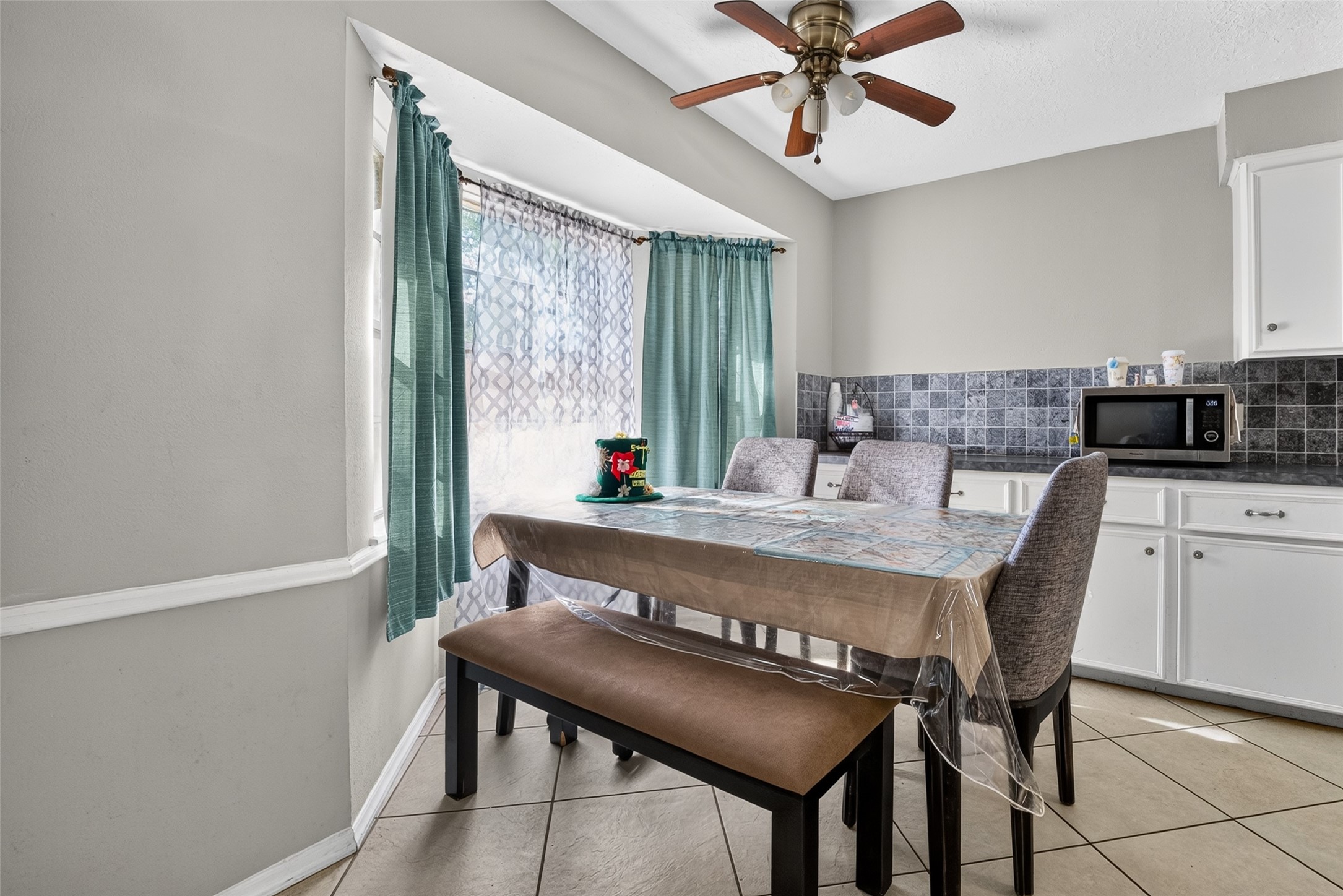 16211 Brinkwood Drive, Houston, TX 77090