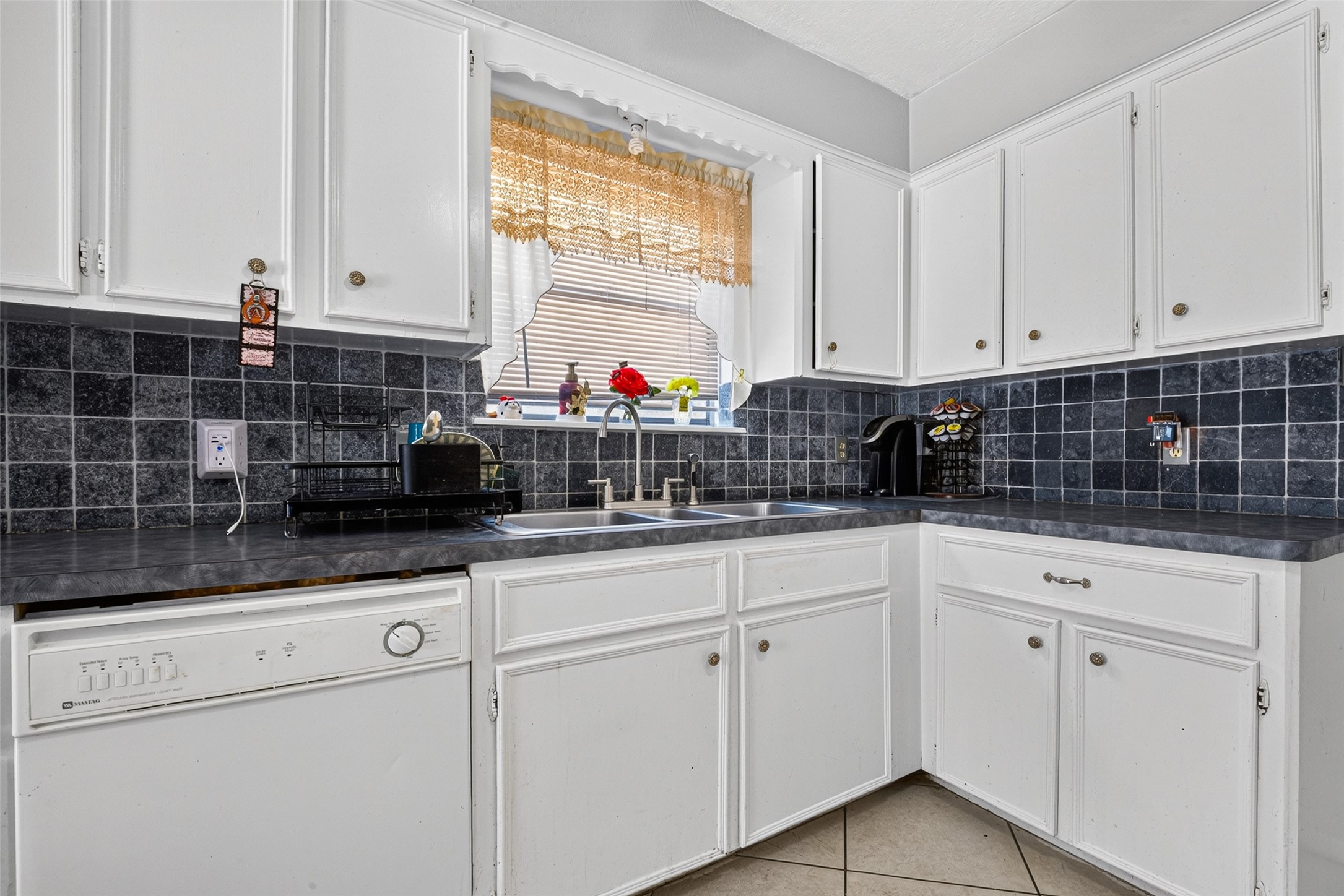 16211 Brinkwood Drive, Houston, TX 77090