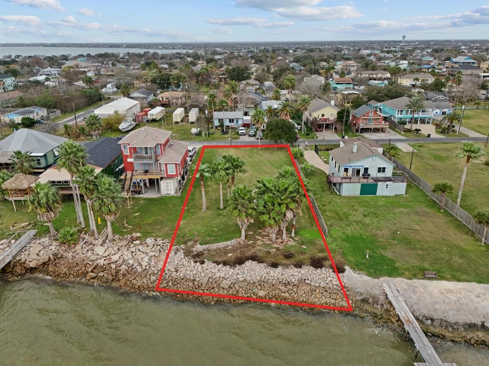 1035 6th Street, San Leon, TX 77539 1035 6th Street, San Leon, TX 77539