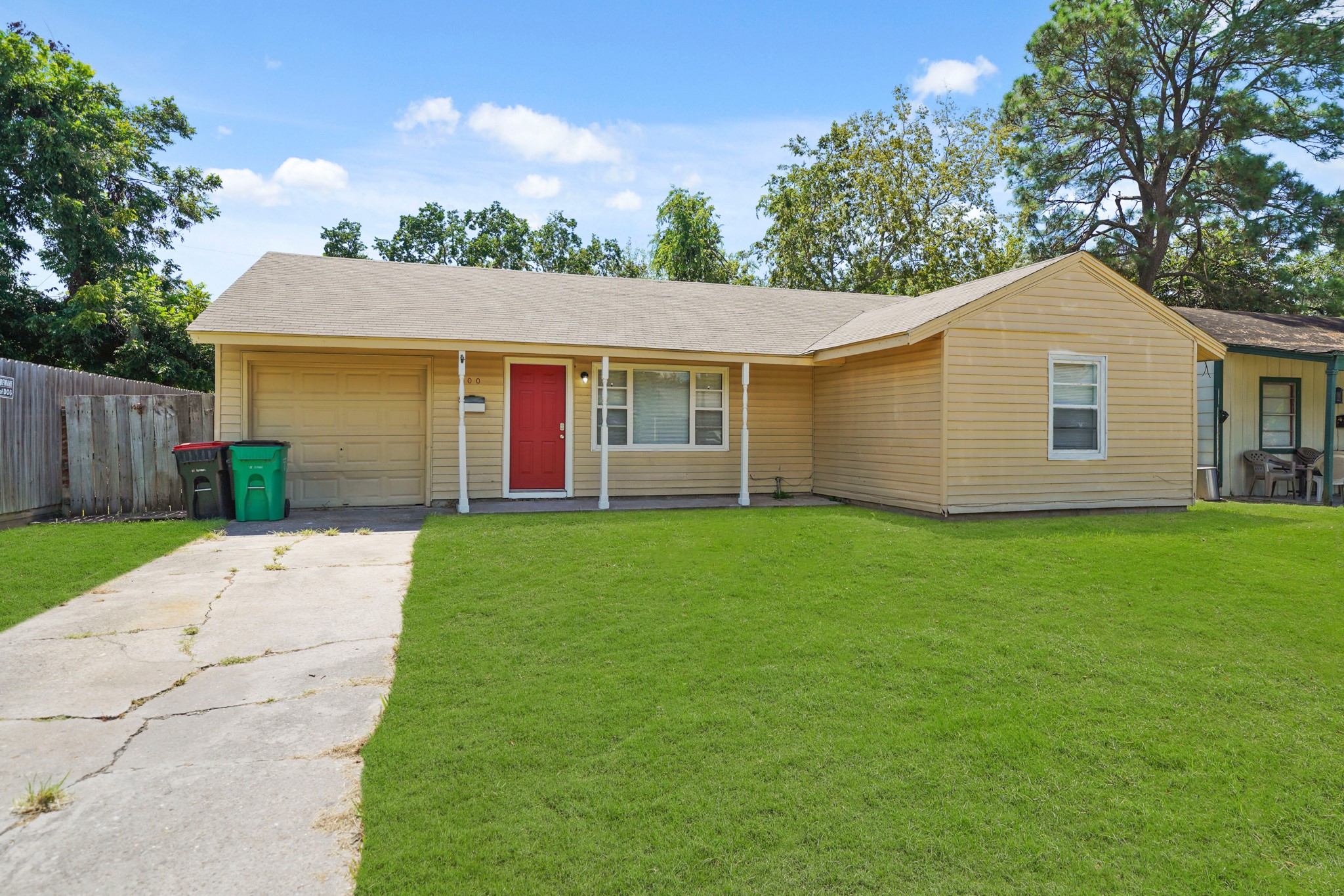 500 N Circle Drive, Baytown, TX 77520 500 N Circle Drive, Baytown, TX 77520