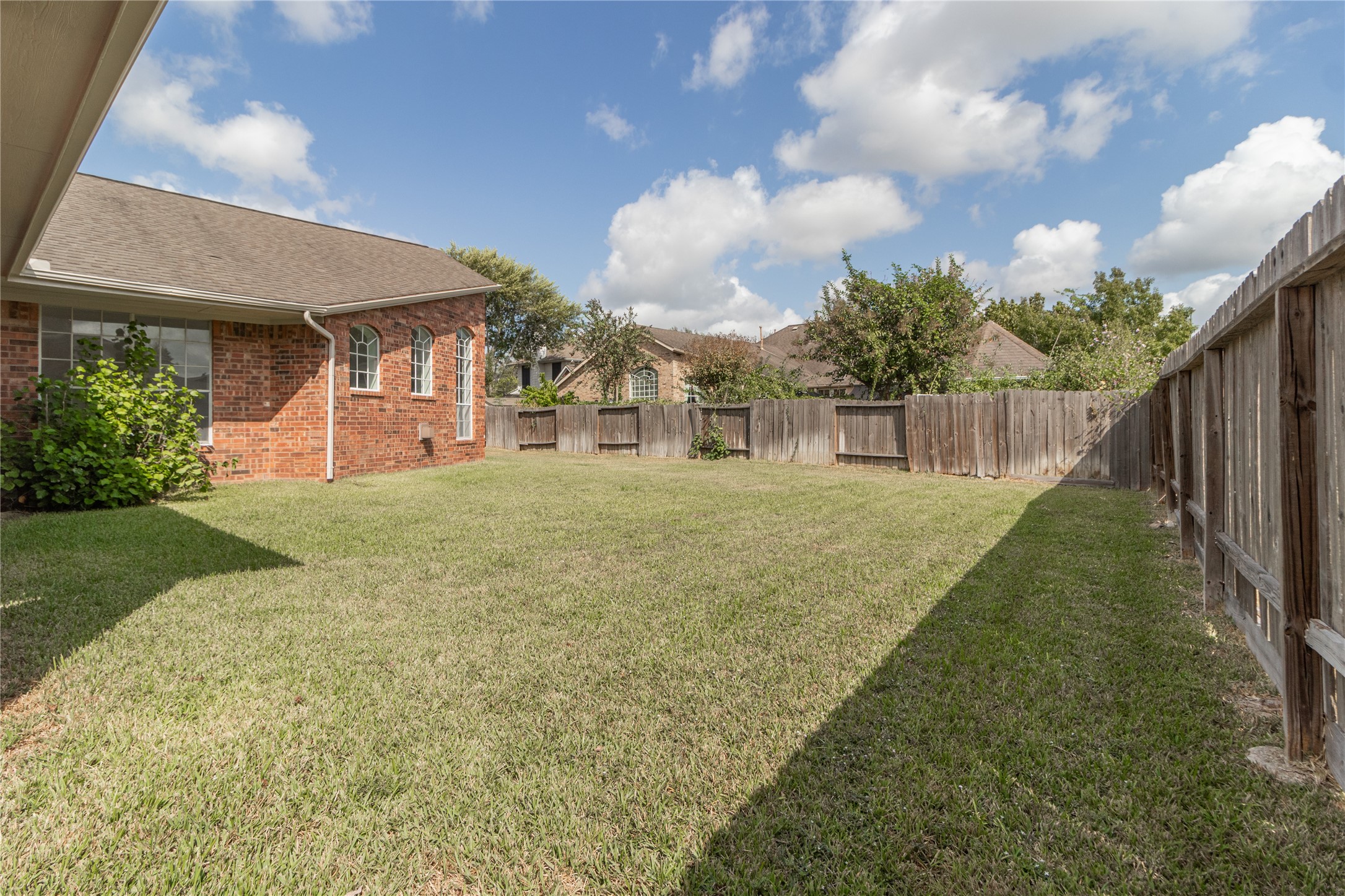 3115 Hickory Grove Lane, Pearland, TX 77584