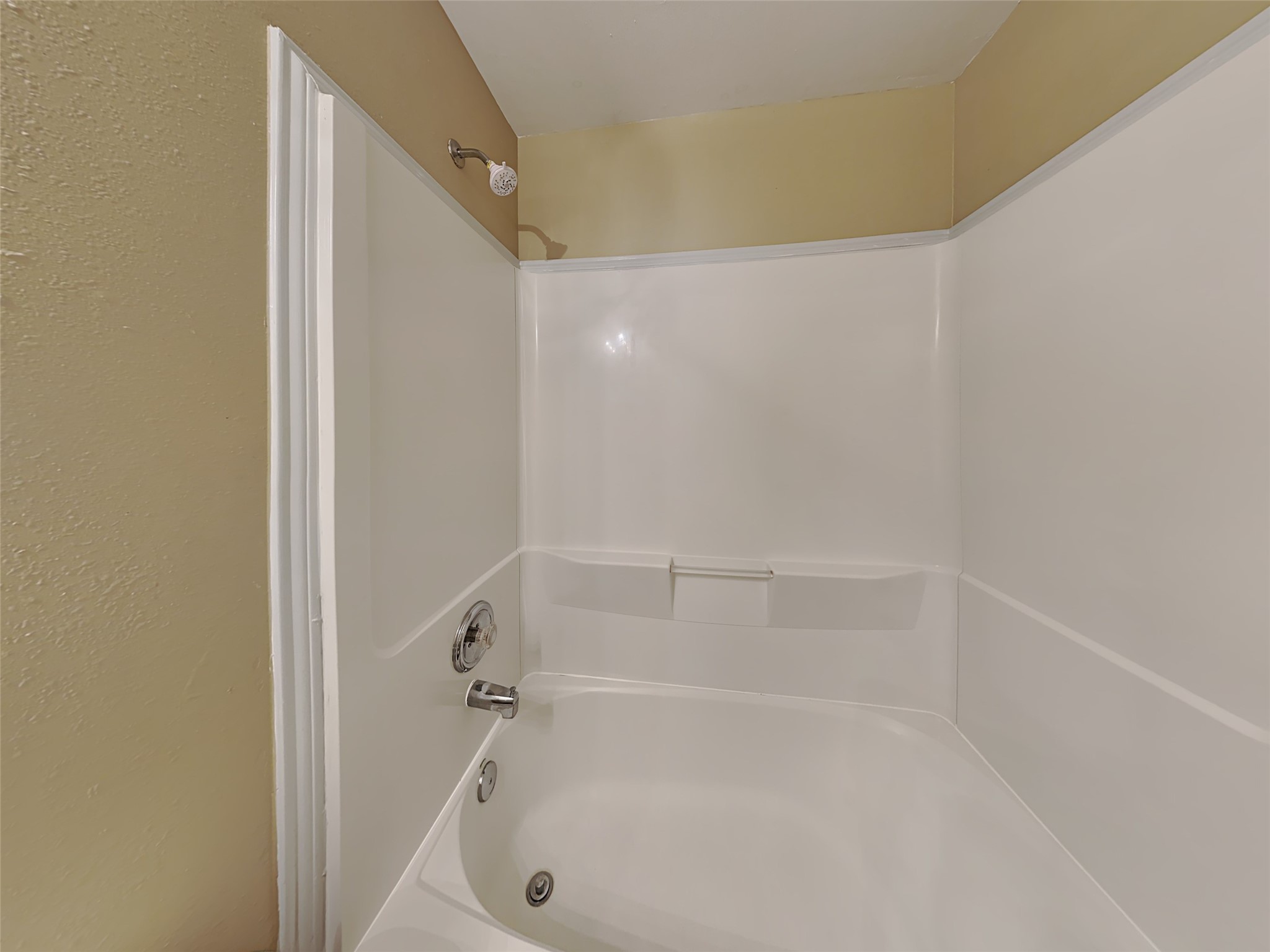 9310 Fillmont Lane, Houston, TX 77044