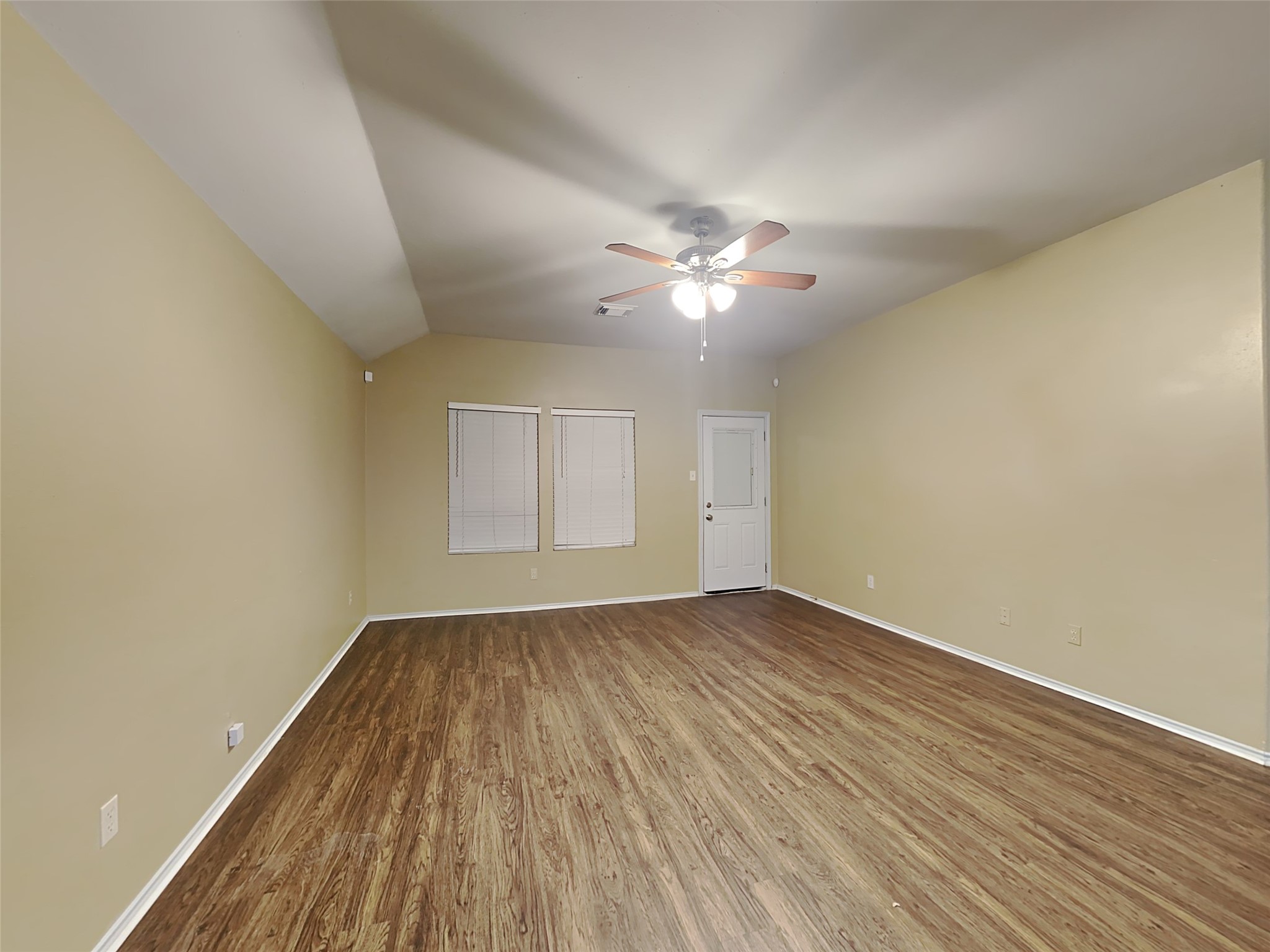 9310 Fillmont Lane, Houston, TX 77044