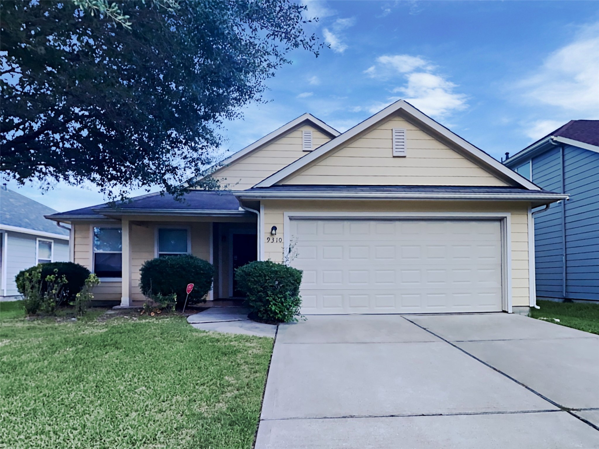 9310 Fillmont Lane, Houston, TX 77044 9310 Fillmont Lane, Houston, TX 77044