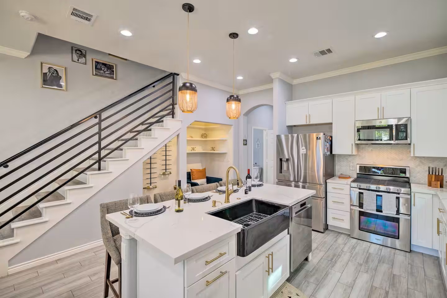 4211 New Orleans Street, Houston, TX 77020