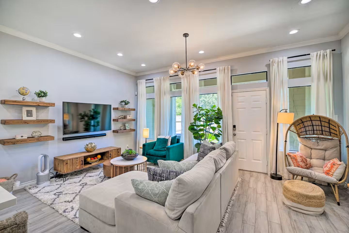 4211 New Orleans Street, Houston, TX 77020