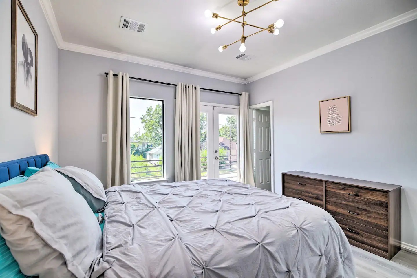 4211 New Orleans Street, Houston, TX 77020