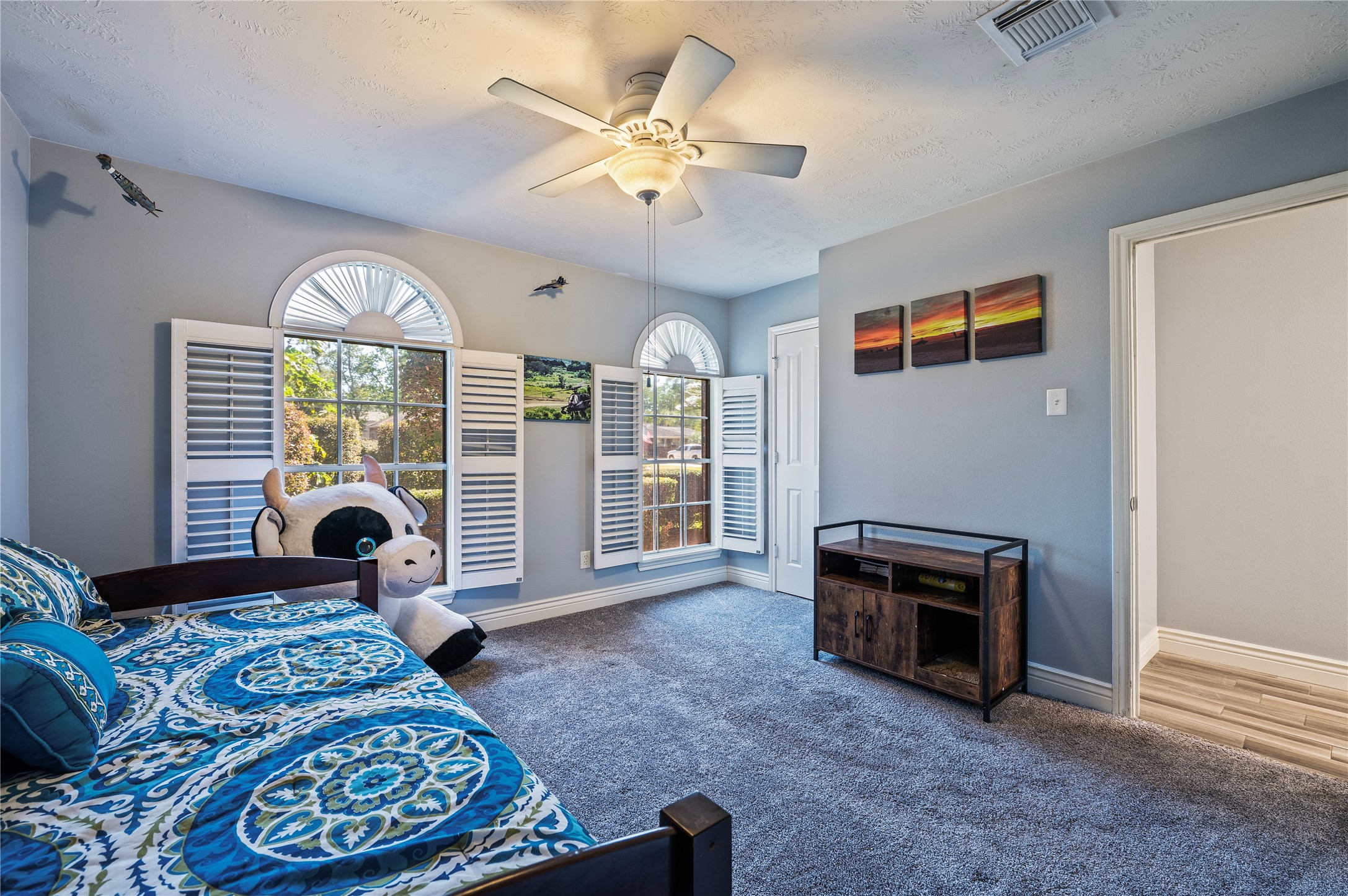 505 Twin Pines Drive, Friendswood, TX 77546