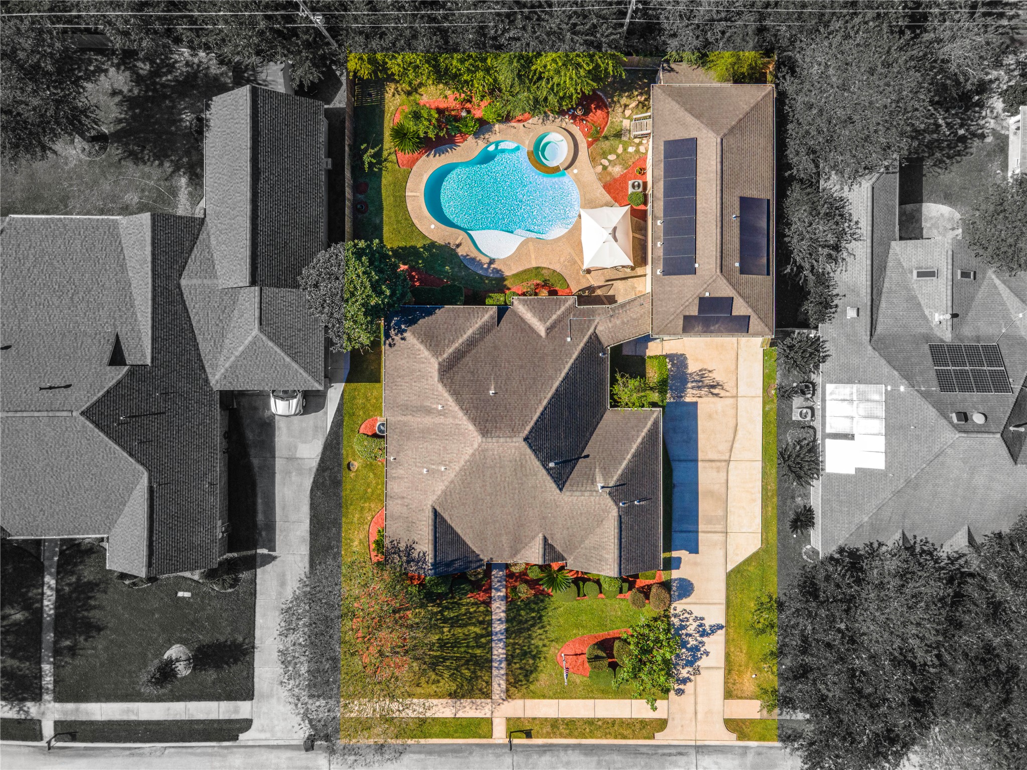 505 Twin Pines Drive, Friendswood, TX 77546