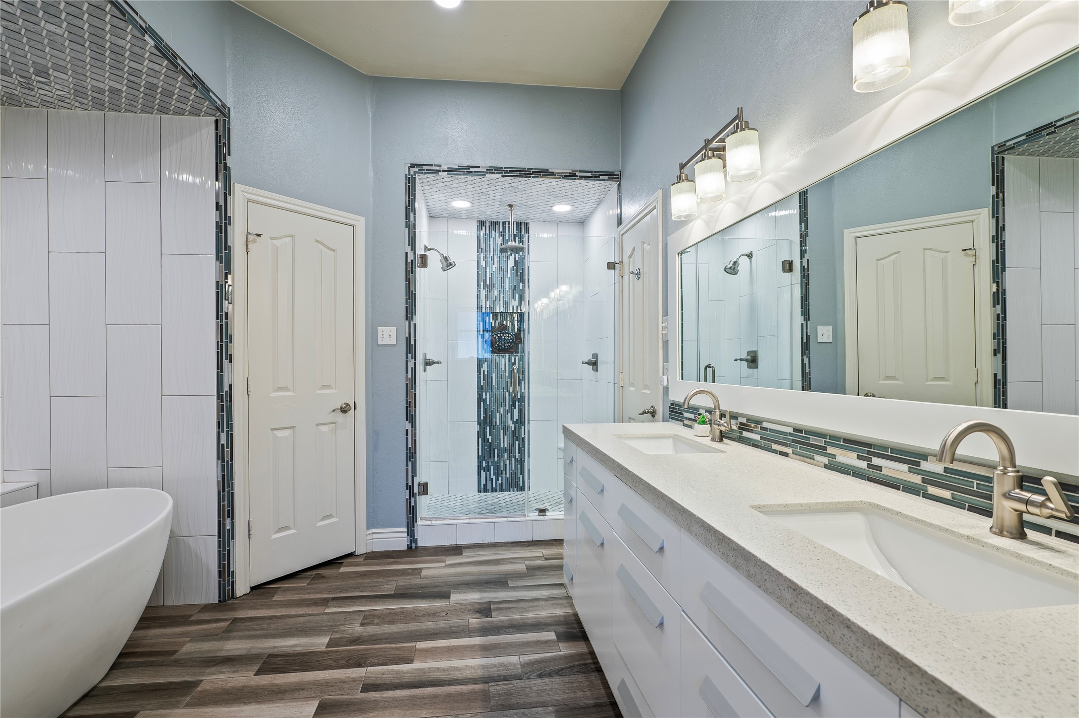 505 Twin Pines Drive, Friendswood, TX 77546