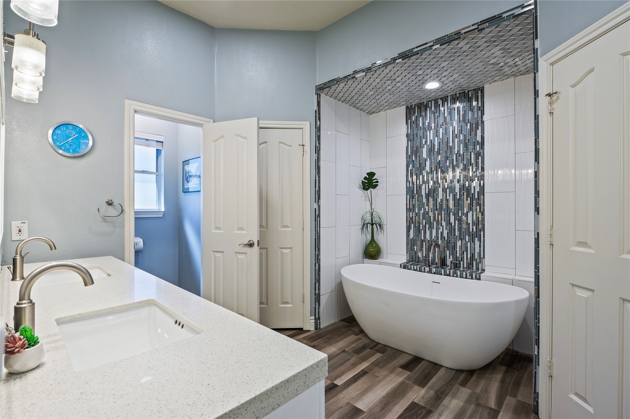505 Twin Pines Drive, Friendswood, TX 77546