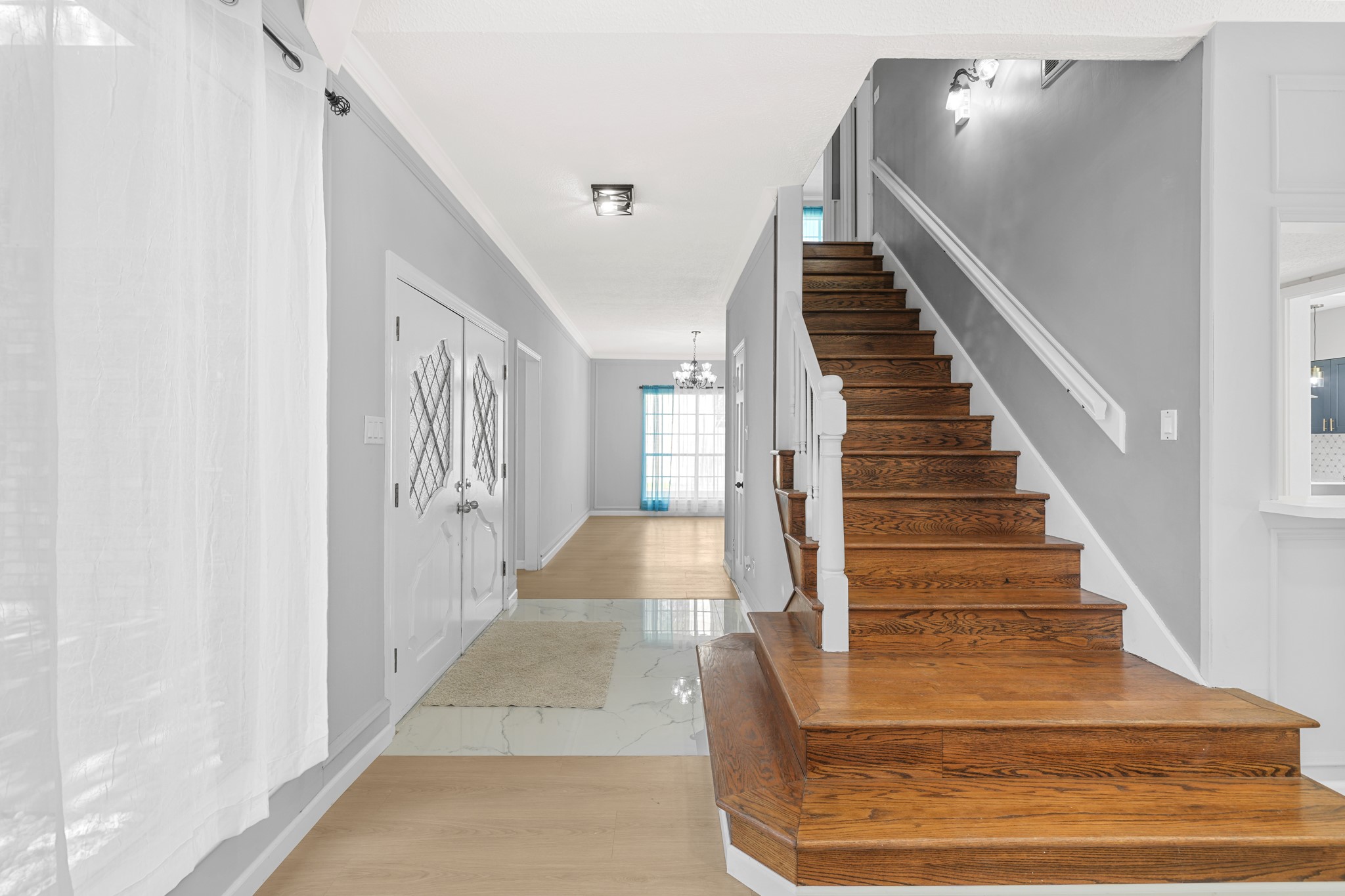 Beautiful welcome foyer