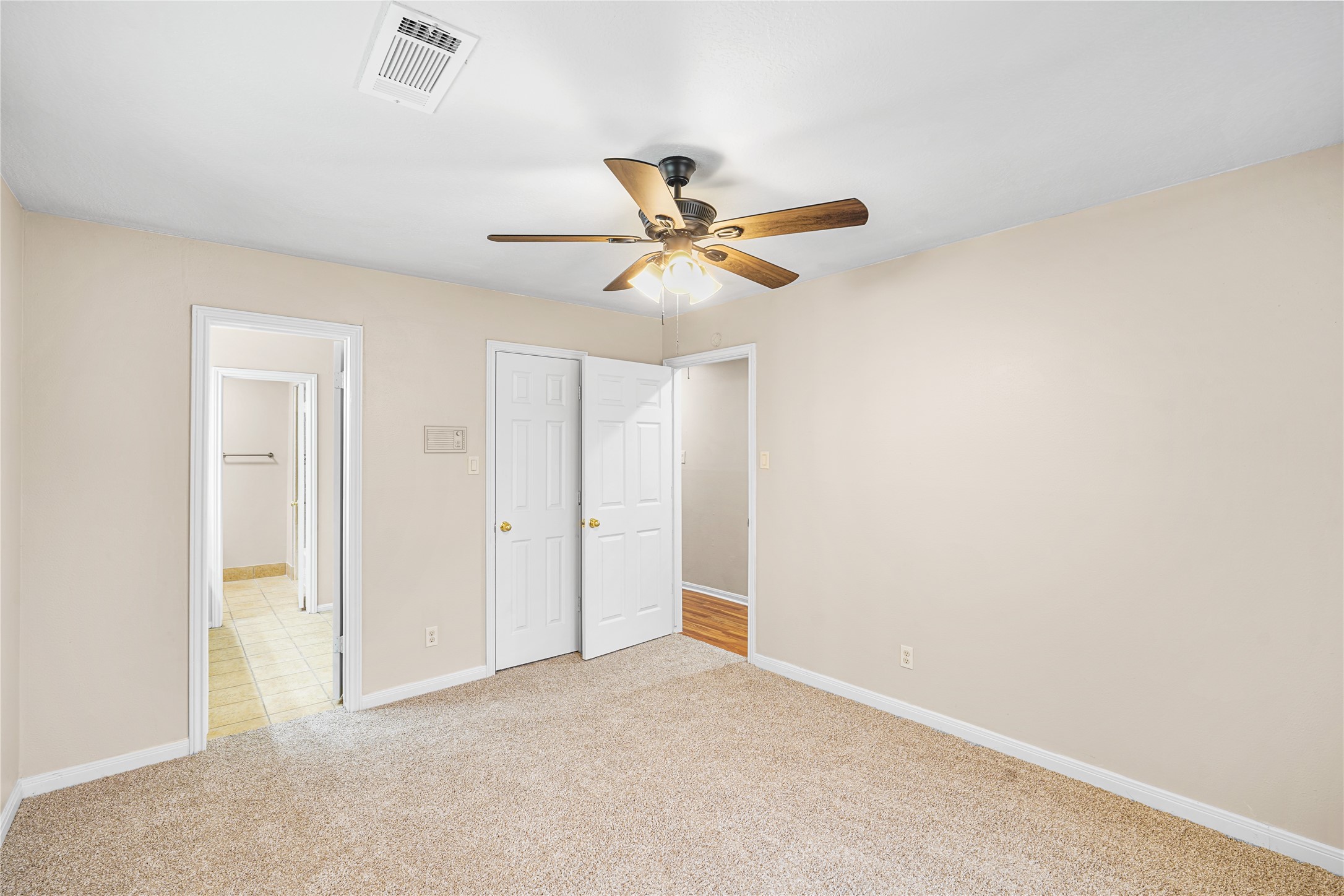 15027 Walters Road, Houston, TX 77068