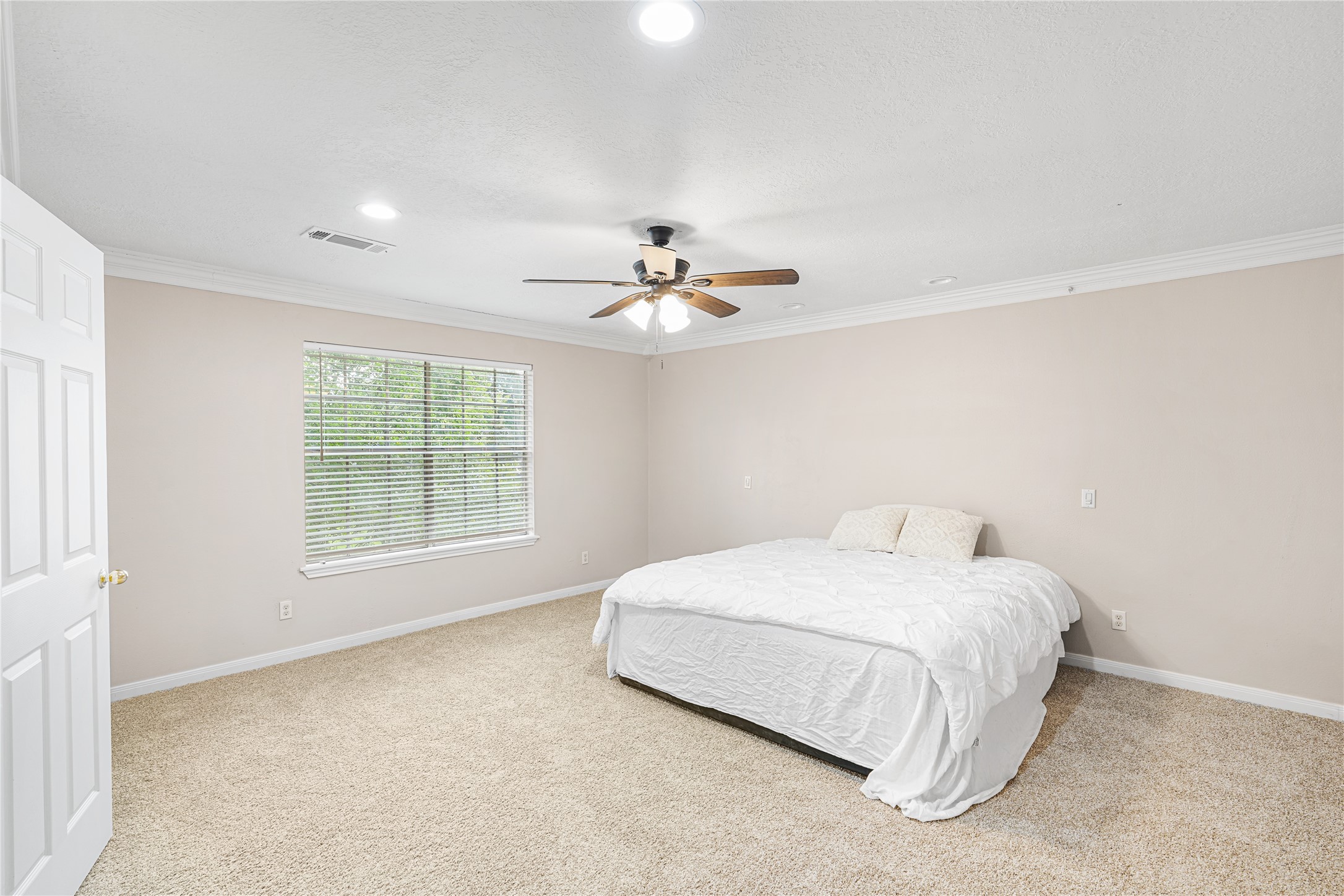Spacious bedroom