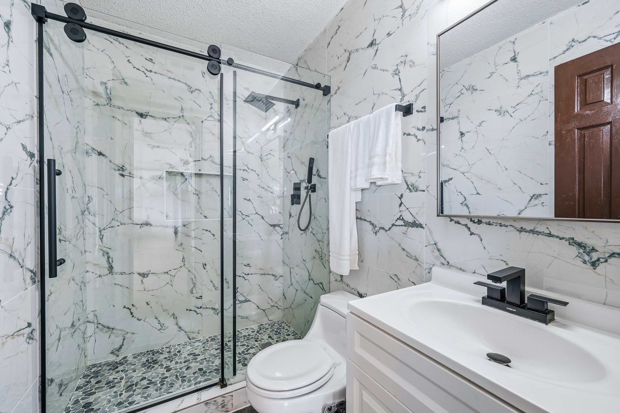 906 91st Street, Galveston, TX 77554