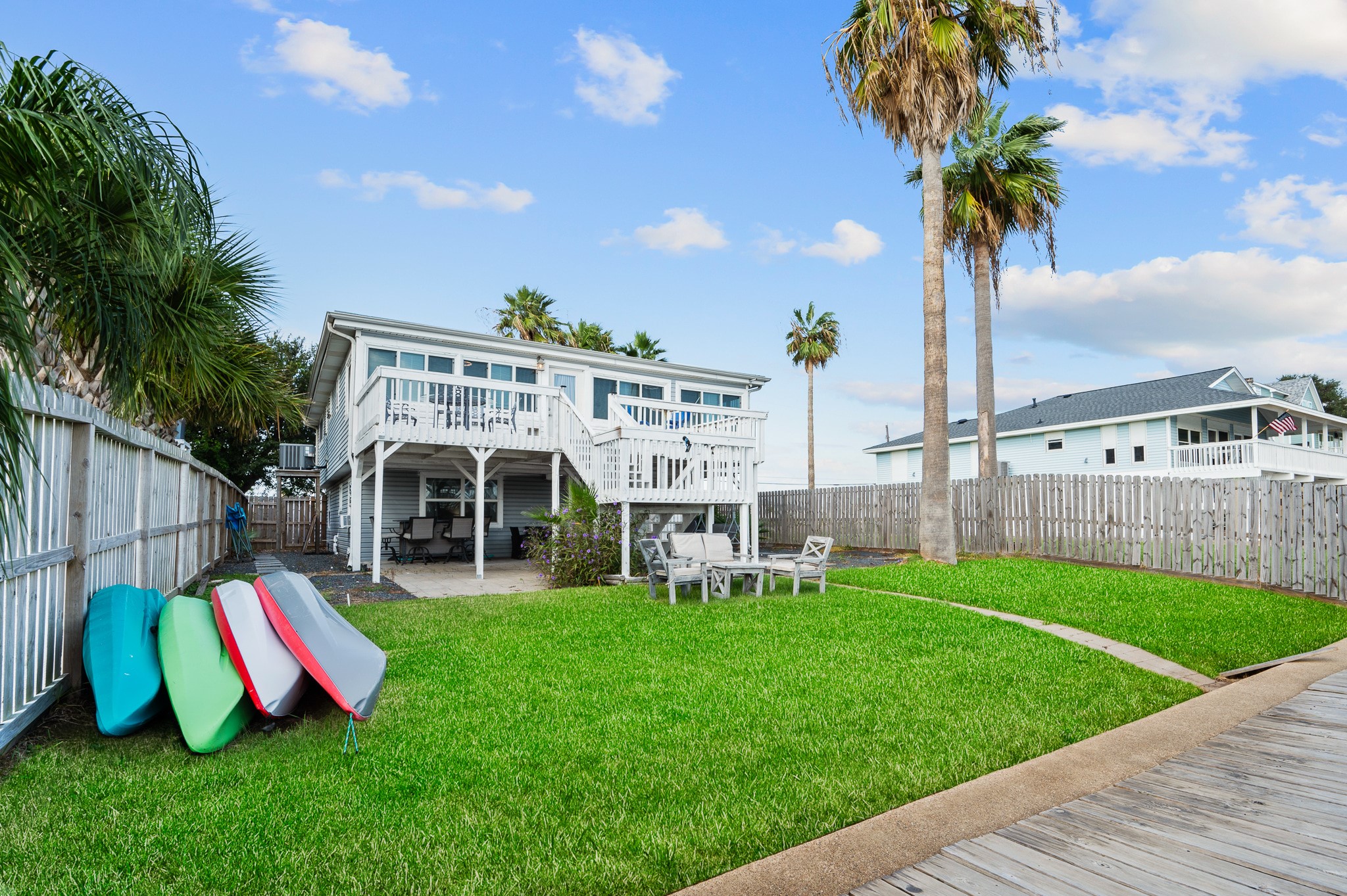 906 91st Street, Galveston, TX 77554