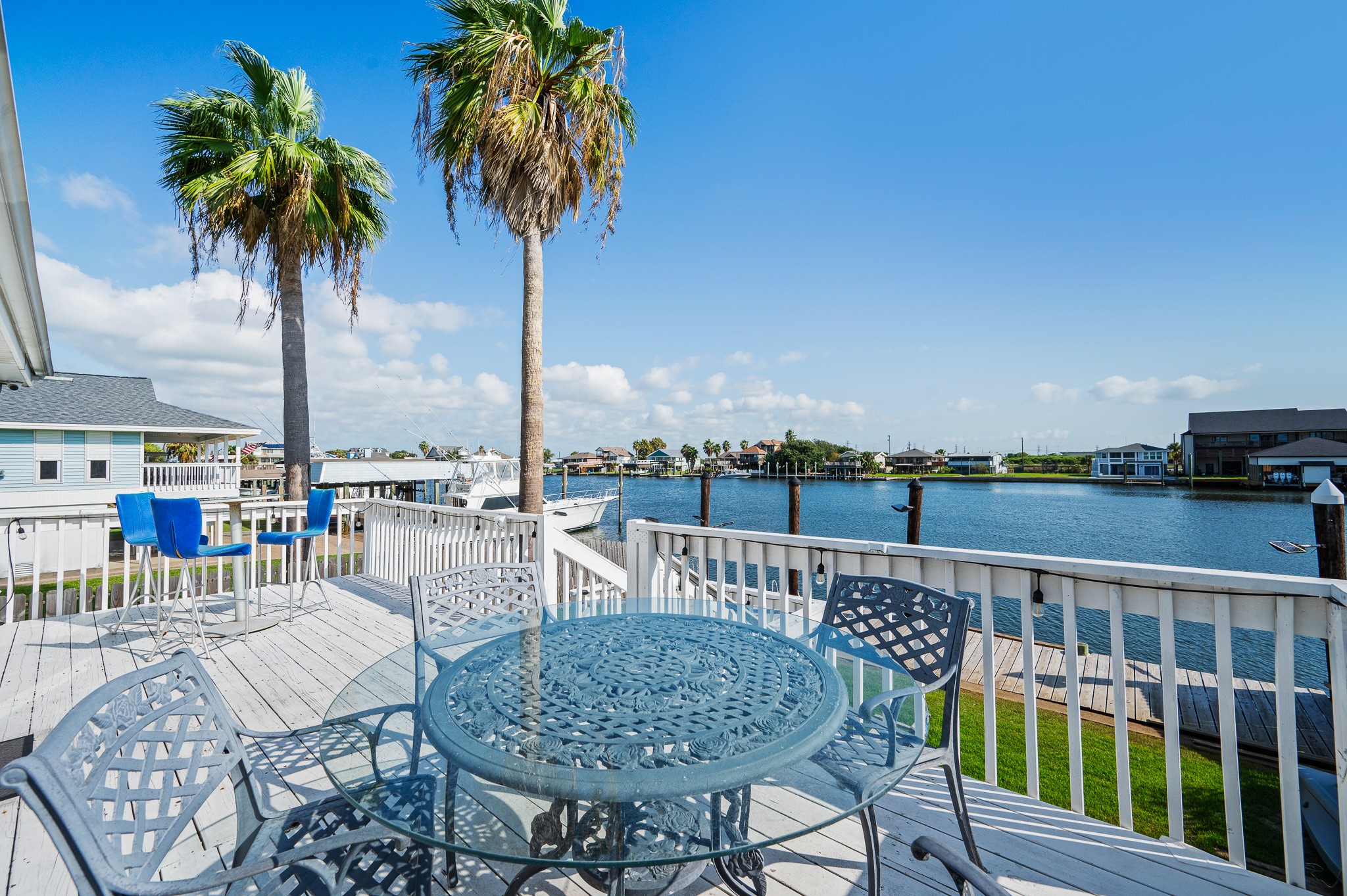 906 91st Street, Galveston, TX 77554