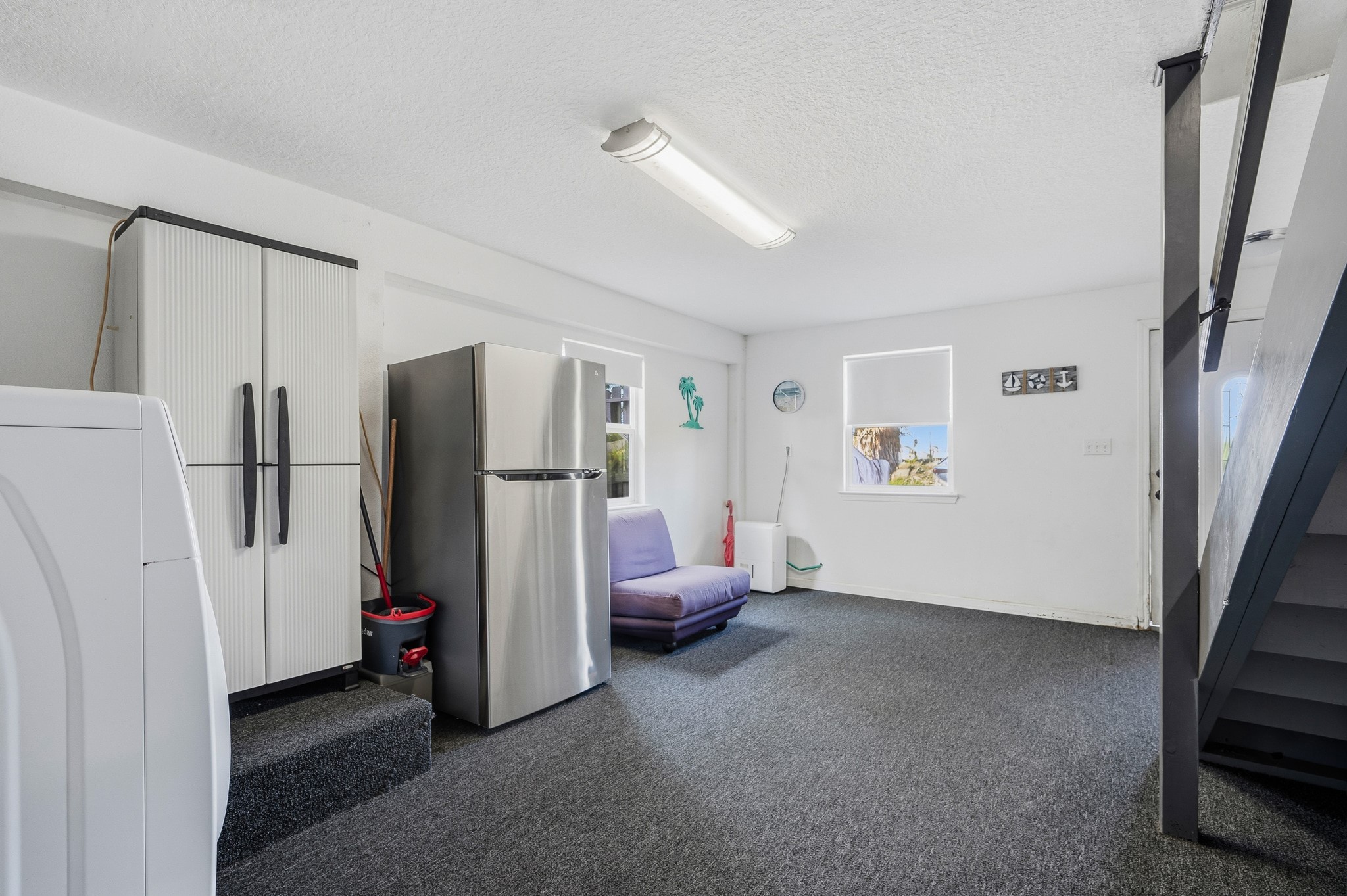 906 91st Street, Galveston, TX 77554