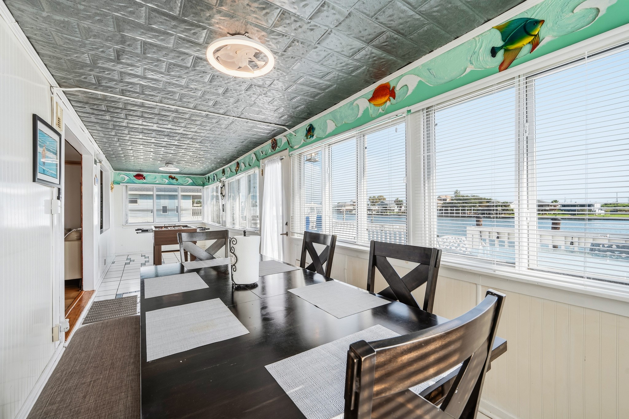 906 91st Street, Galveston, TX 77554
